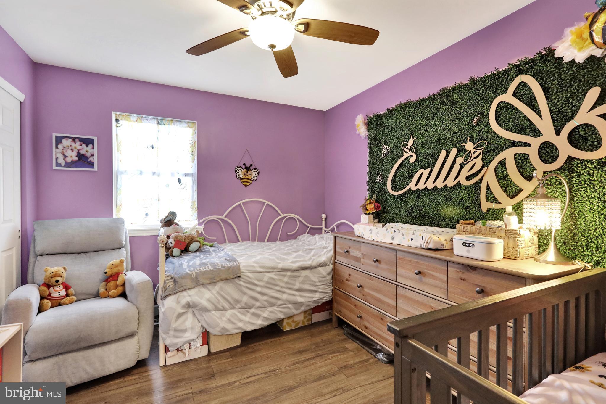 CREEKSIDE - Residential