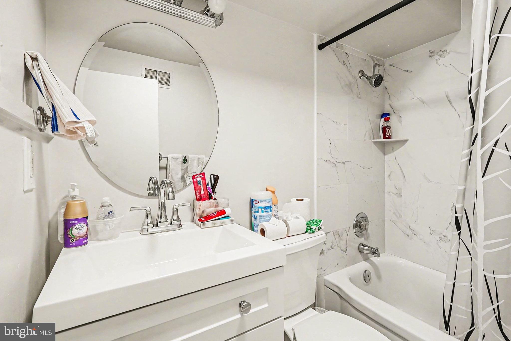 NORTH SPRINGFIELD - Residential