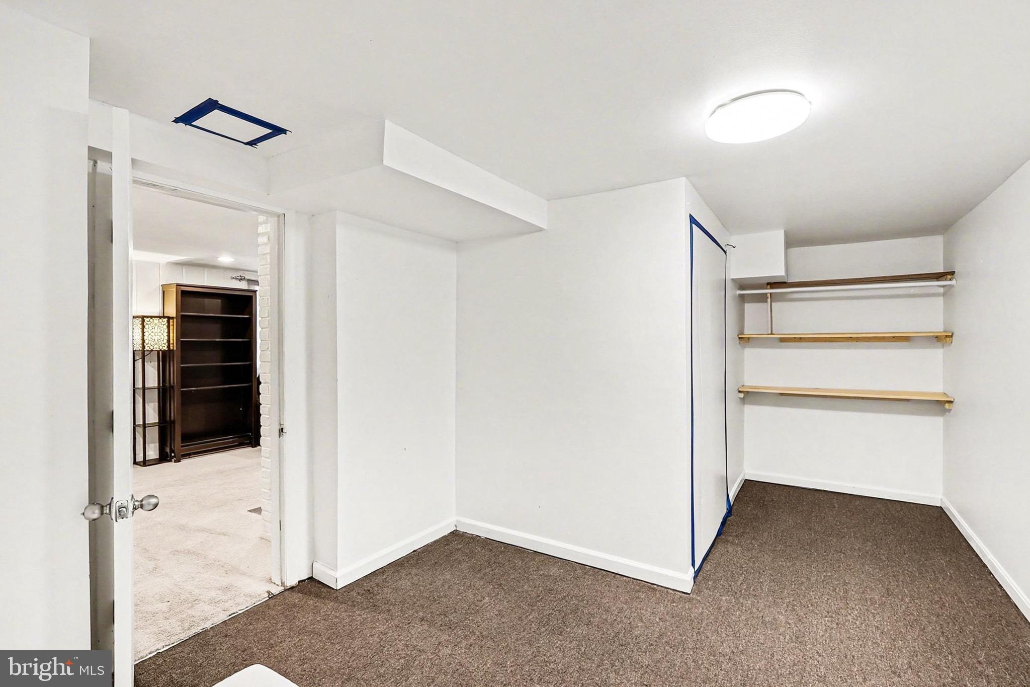 NORTH SPRINGFIELD - Residential