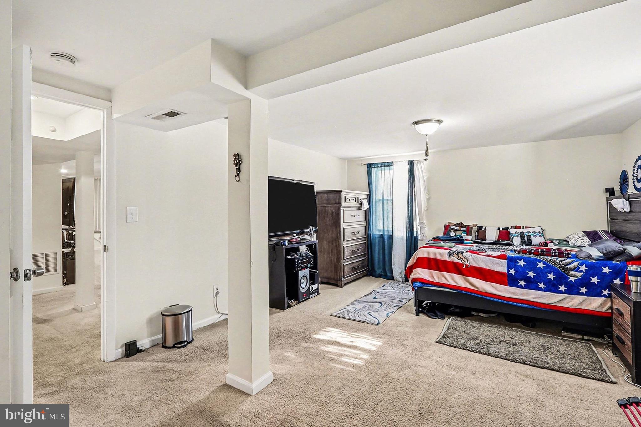 NORTH SPRINGFIELD - Residential