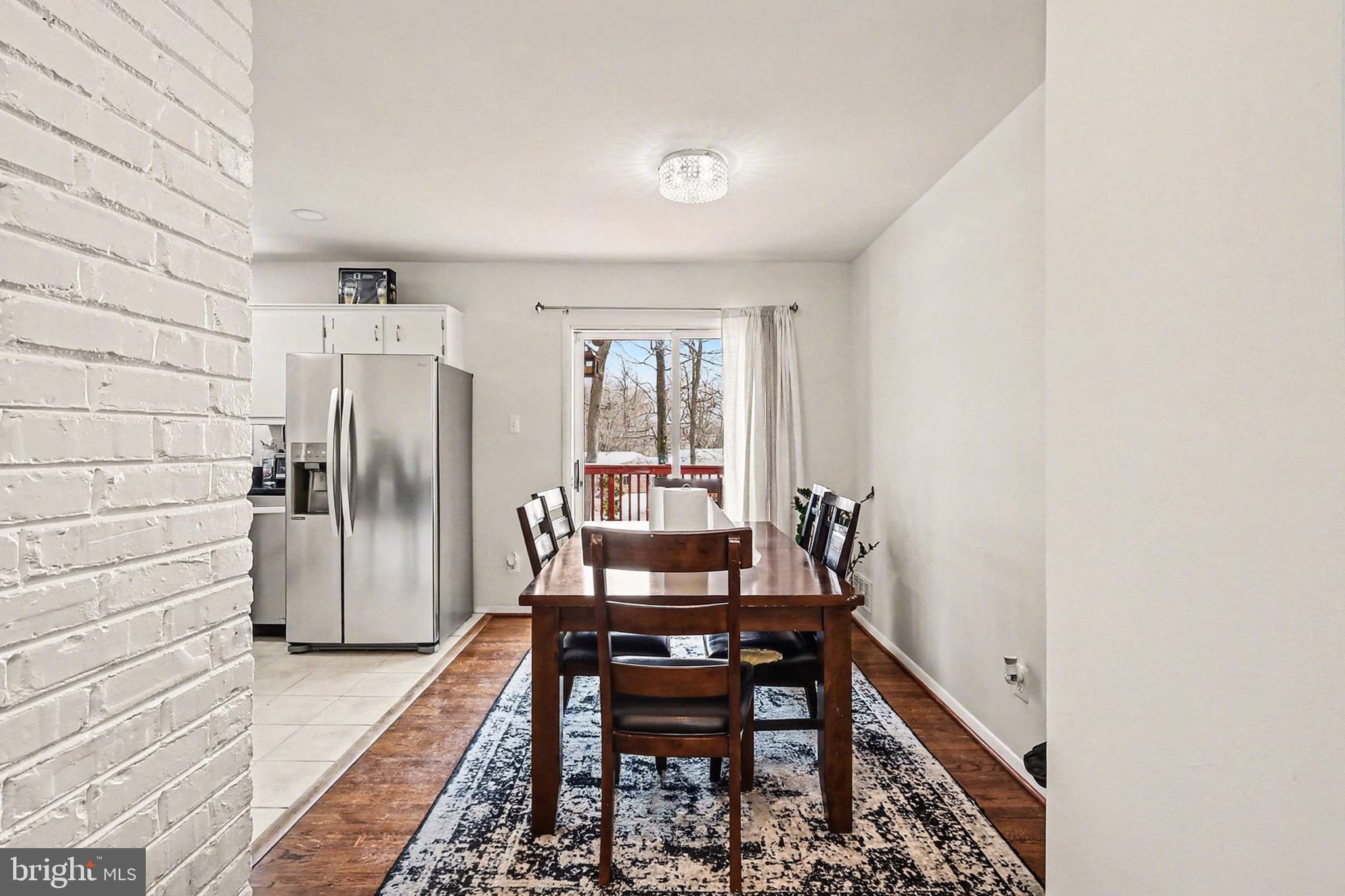 7112 DALHOUSE STREET