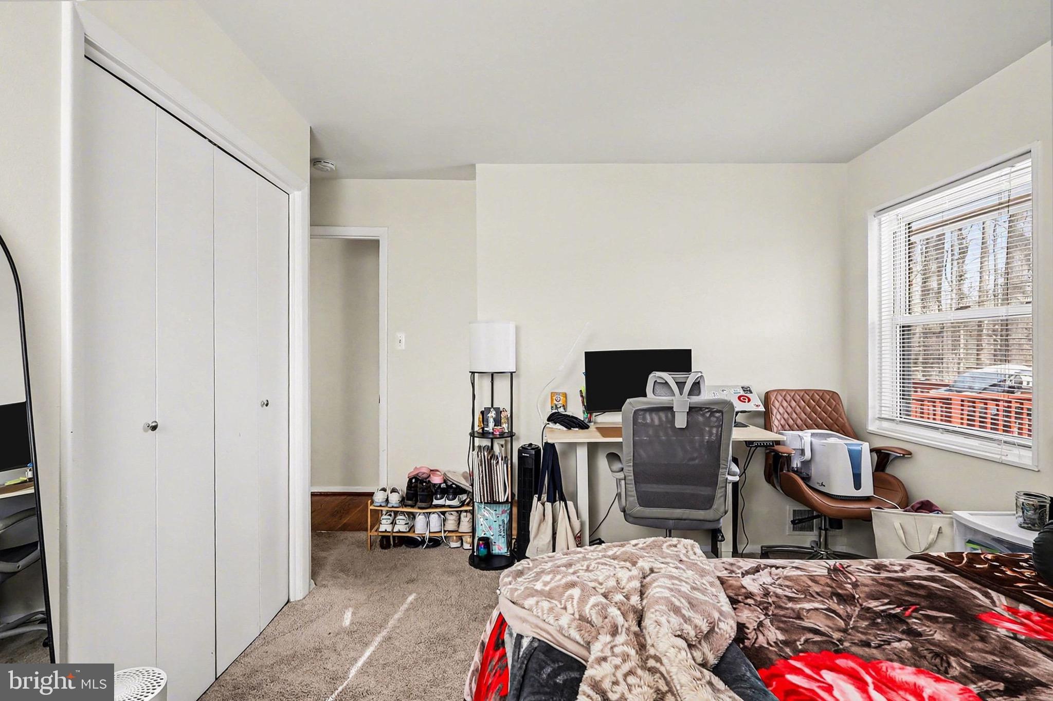 NORTH SPRINGFIELD - Residential