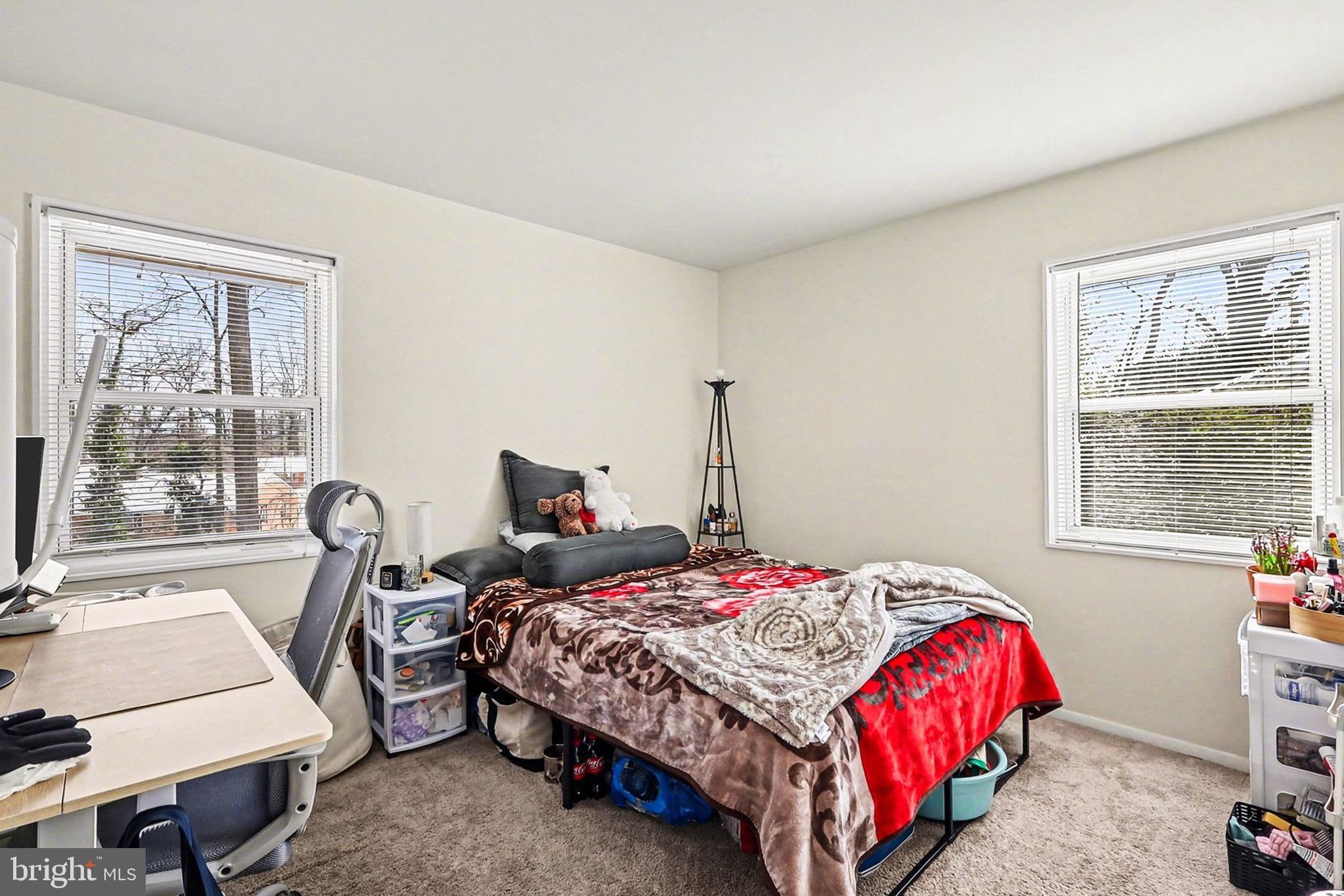 NORTH SPRINGFIELD - Residential