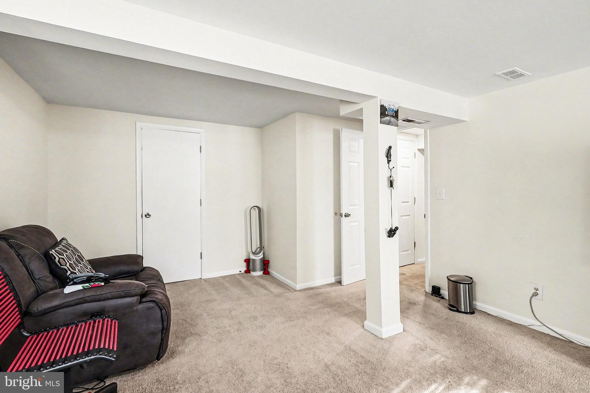 NORTH SPRINGFIELD - Residential