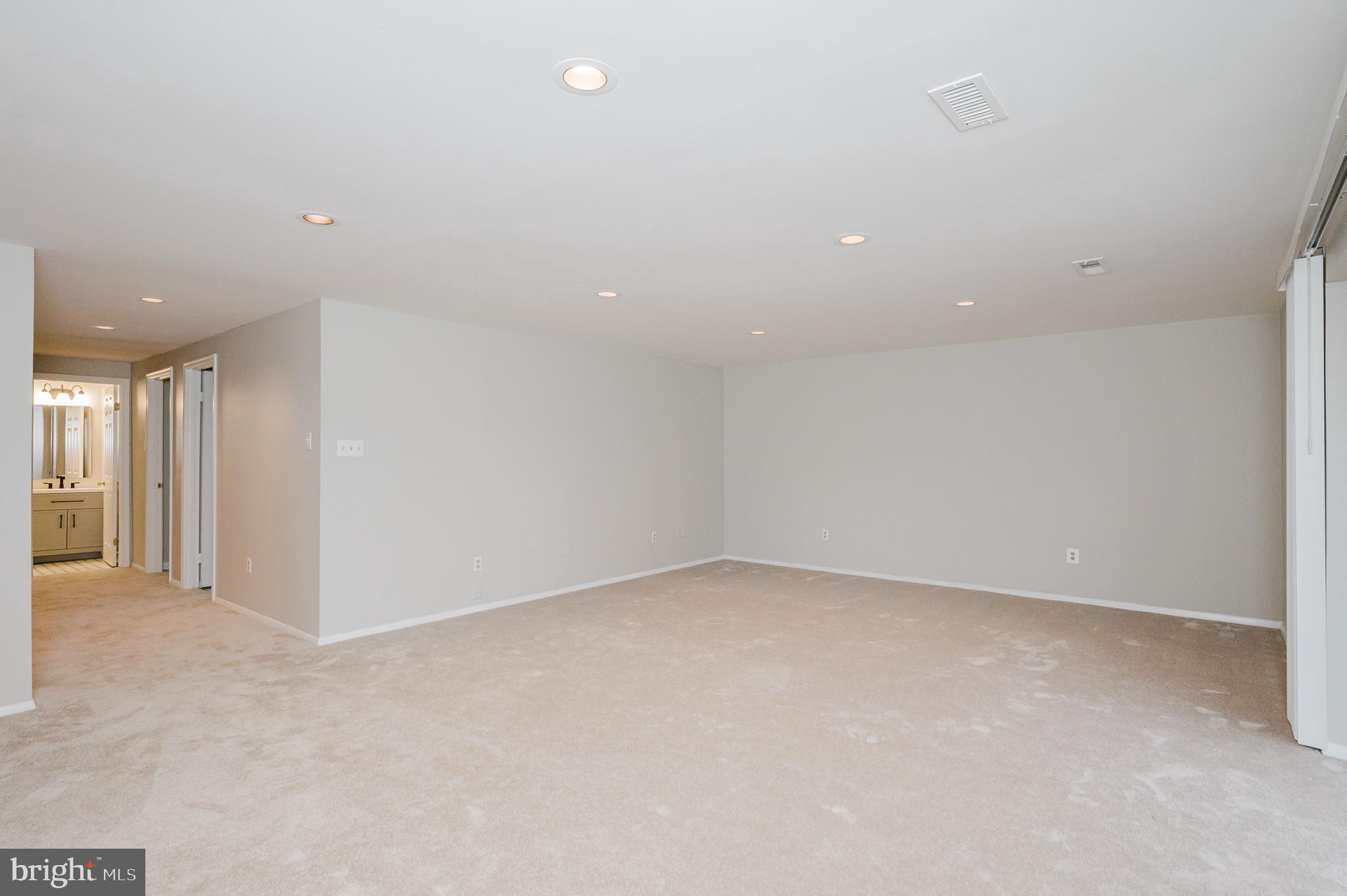 CHAPEL HILL - Residential Lease