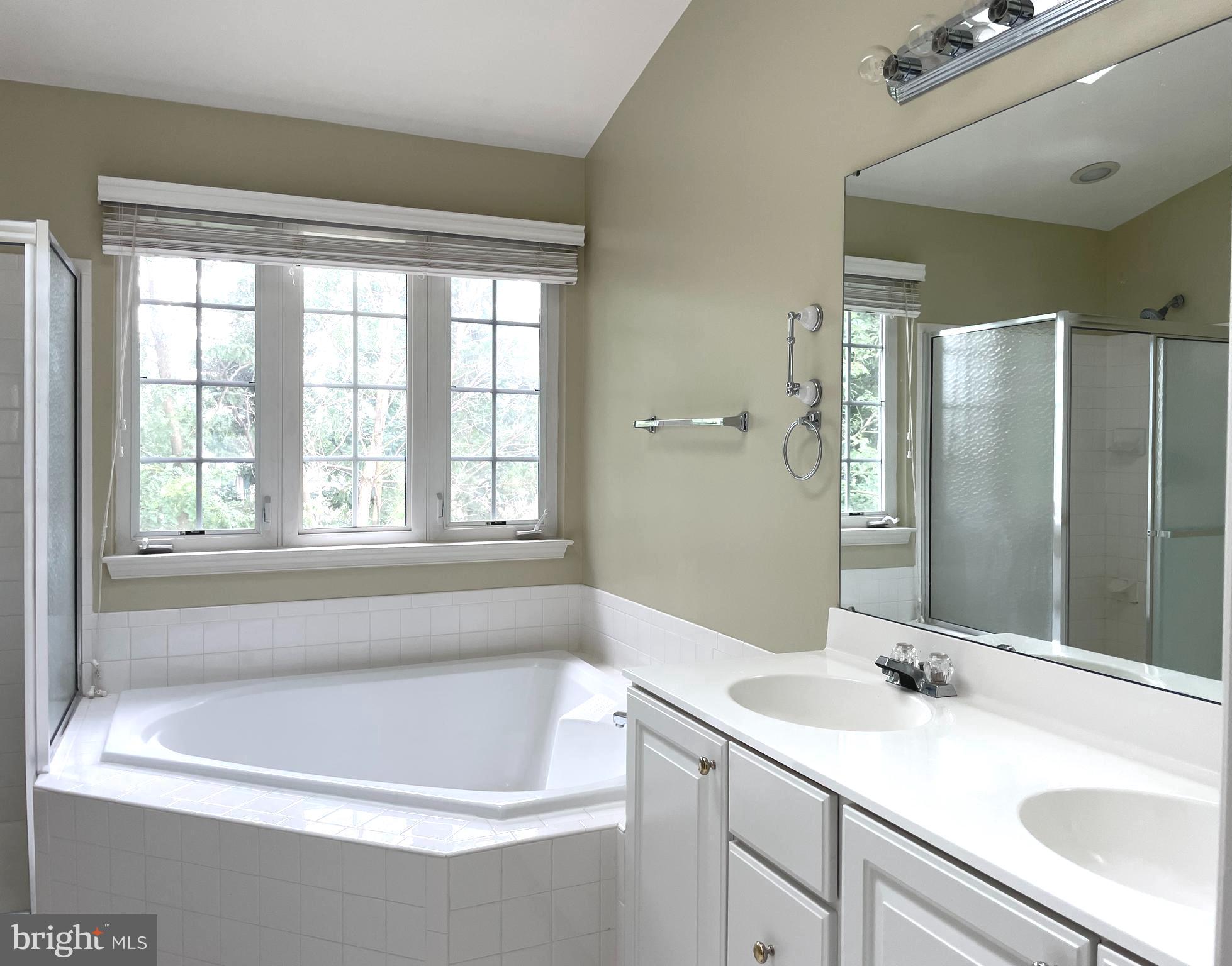 METRO PLACE AT DUNN LORING - Residential Lease