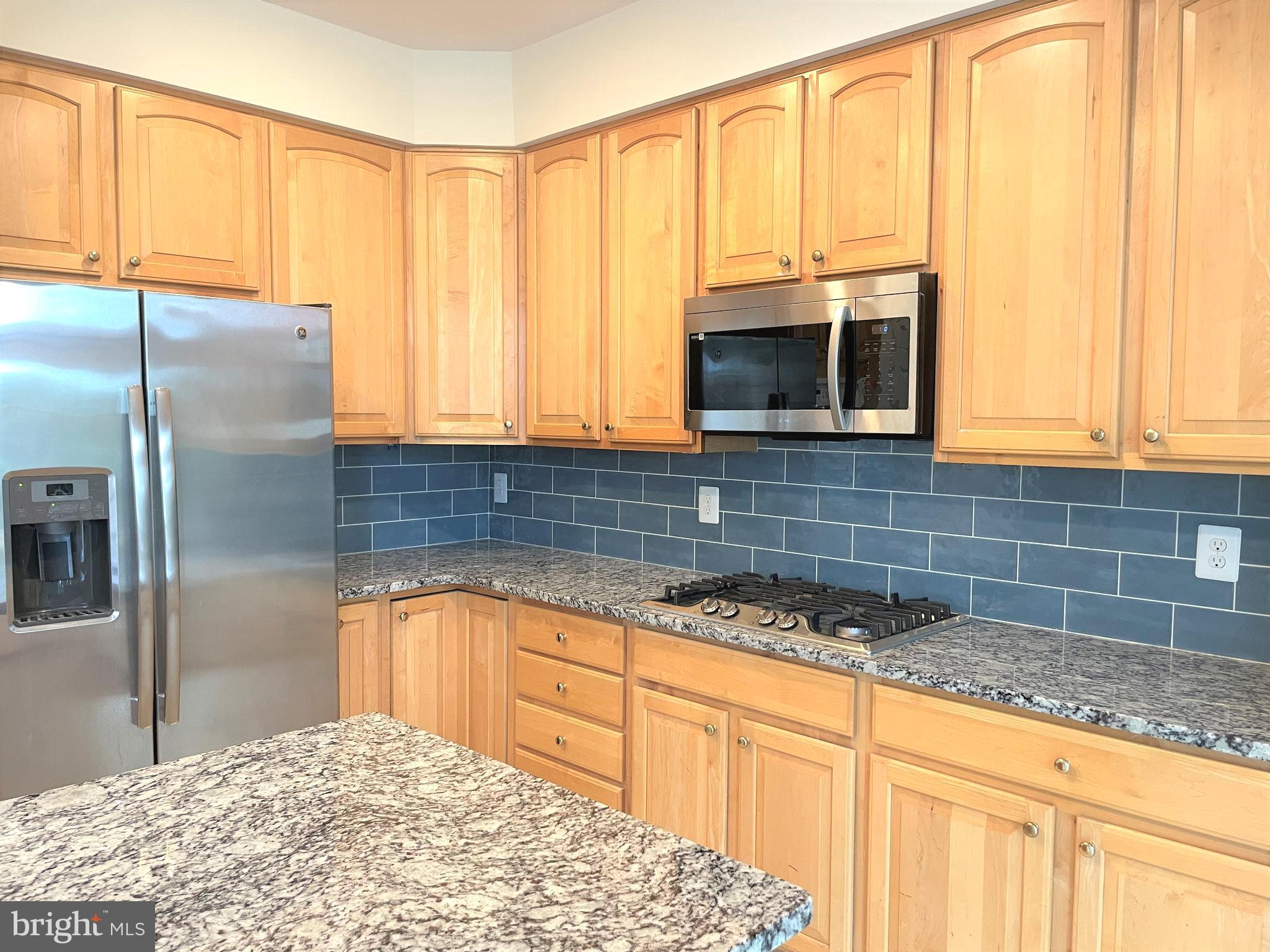 METRO PLACE AT DUNN LORING - Residential Lease