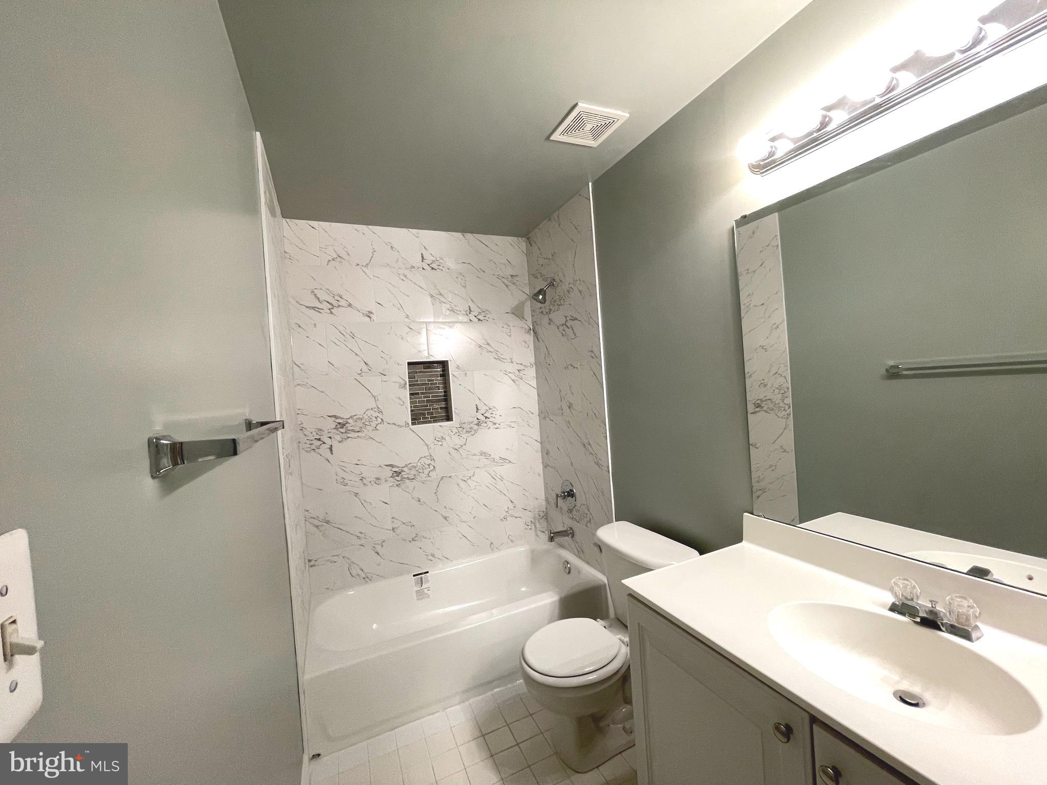 METRO PLACE AT DUNN LORING - Residential Lease