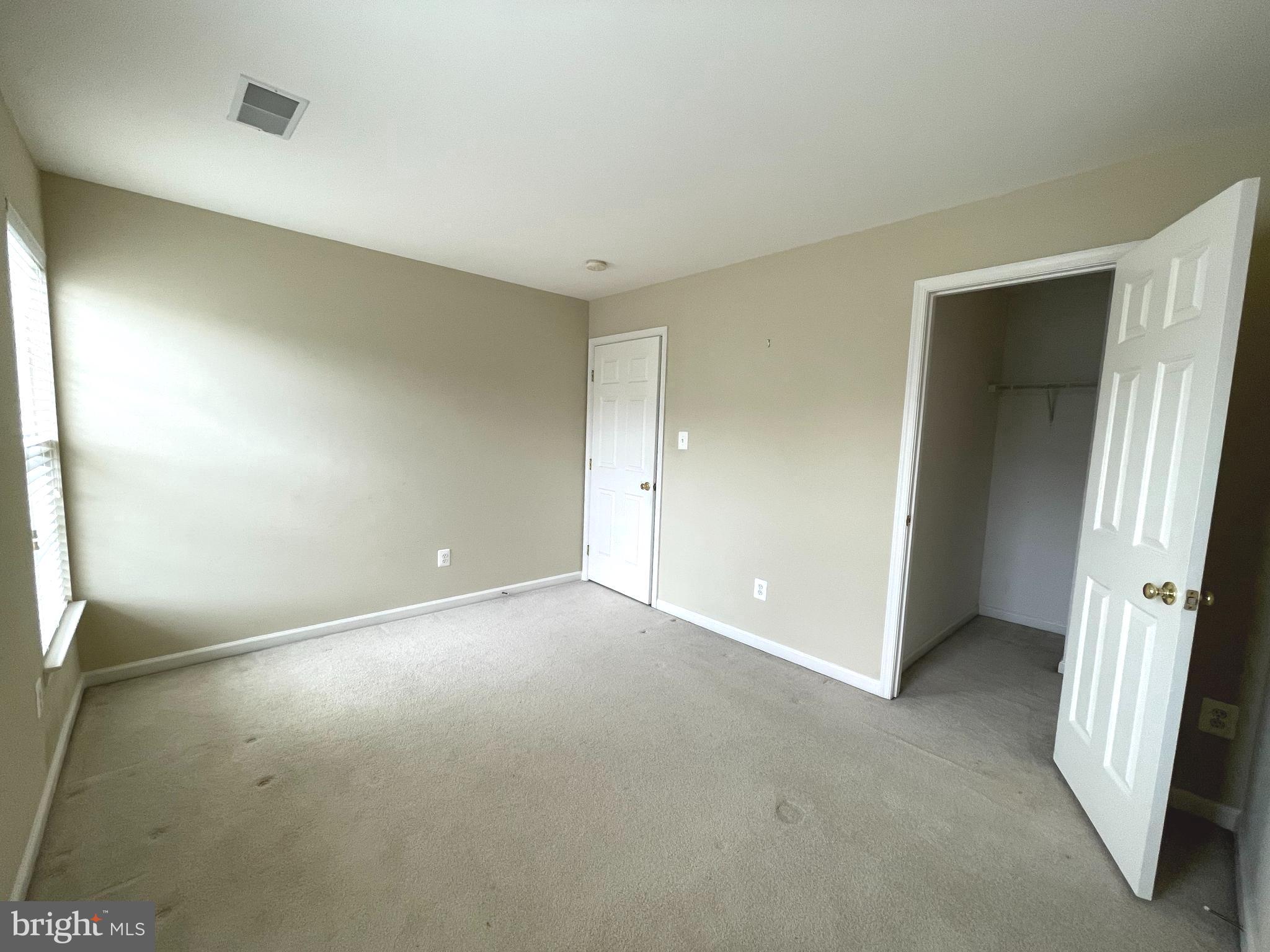 METRO PLACE AT DUNN LORING - Residential Lease