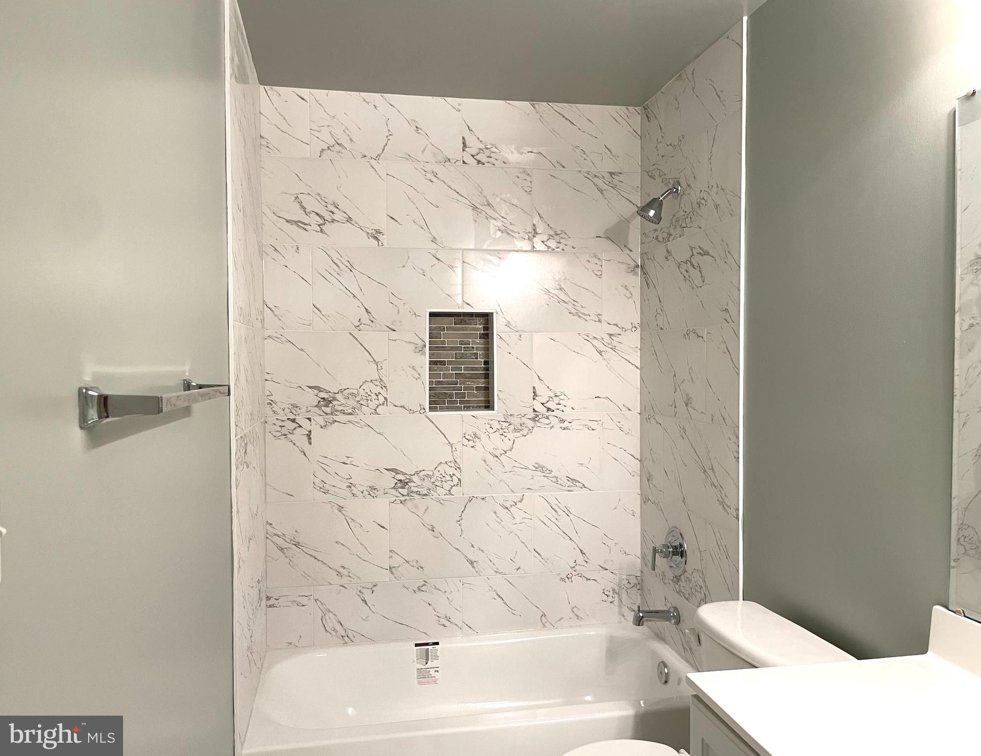 METRO PLACE AT DUNN LORING - Residential Lease