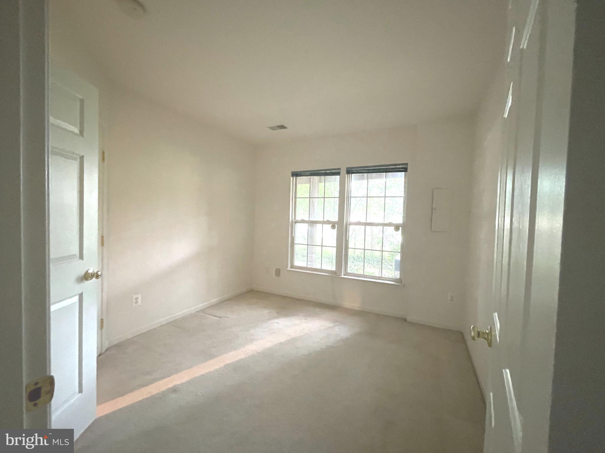 METRO PLACE AT DUNN LORING - Residential Lease