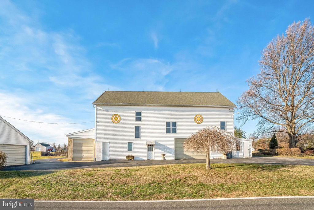 Photo of 411 Swamp Pike, SCHWENKSVILLE, PA 19473 (MLS # PAMC2125570)