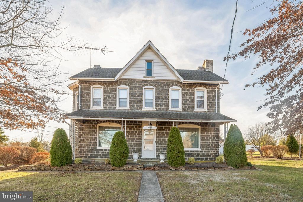 Photo of 411 Swamp Pike, SCHWENKSVILLE, PA 19473 (MLS # PAMC2125570)