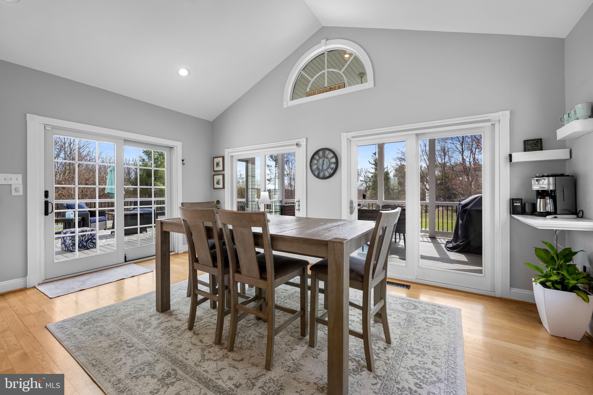 FOX VALLEY - Residential