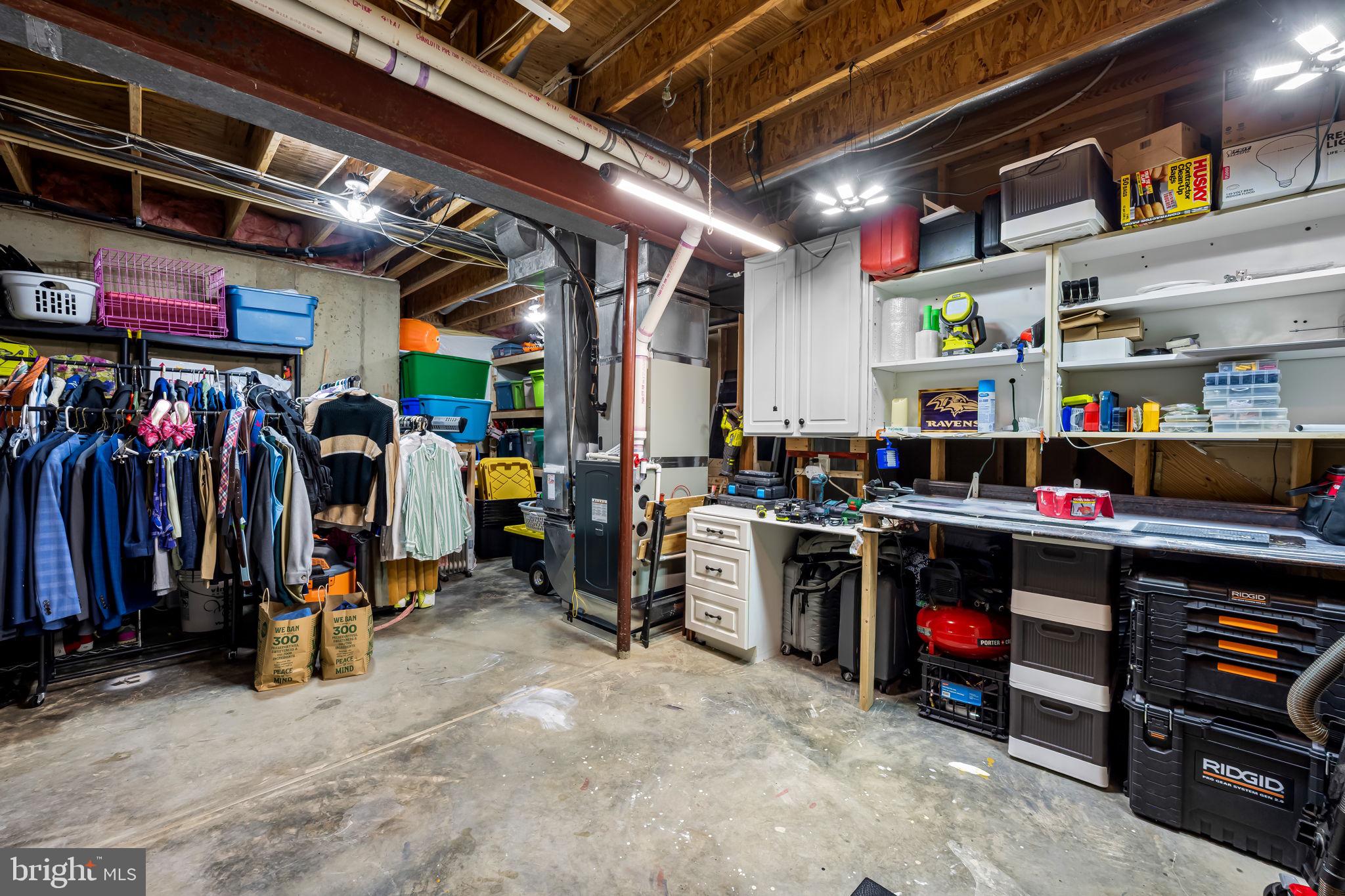 FOX VALLEY - Residential