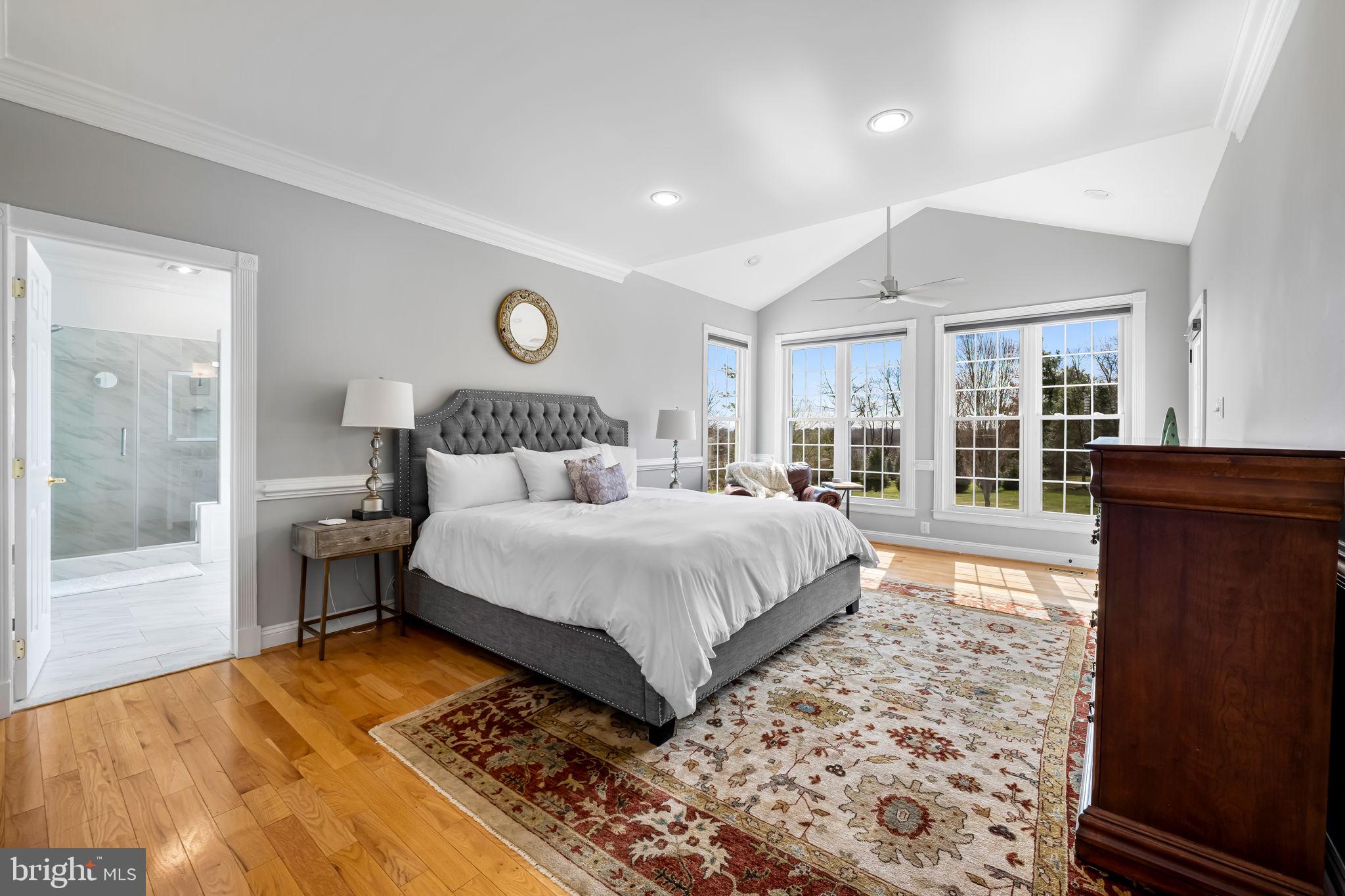 FOX VALLEY - Residential