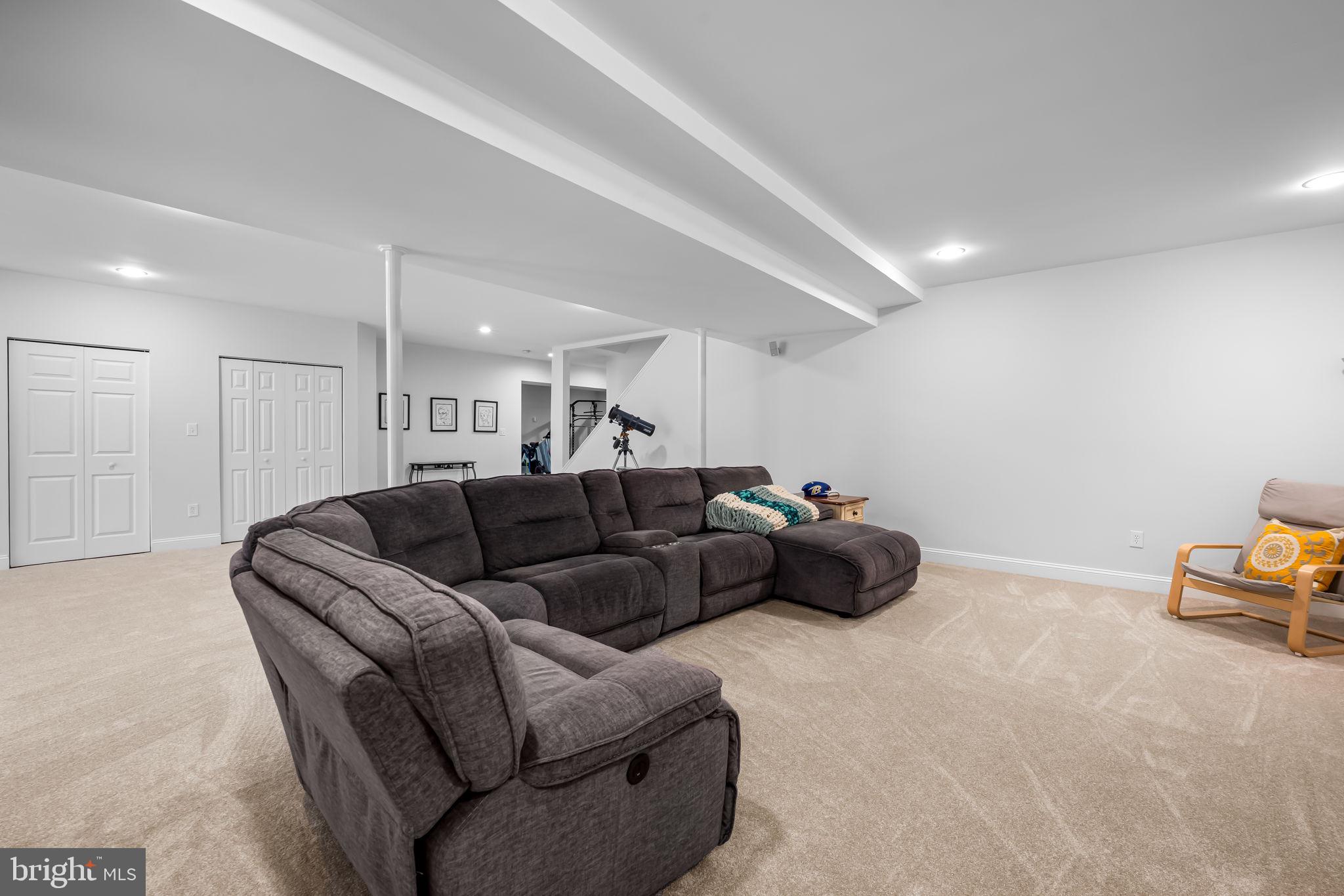 FOX VALLEY - Residential