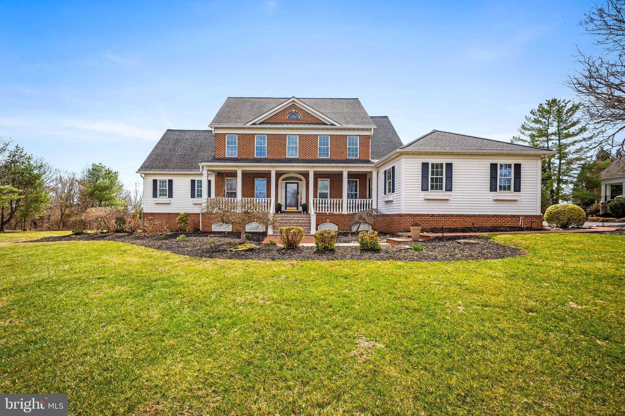 3263 FOX VALLEY DRIVE