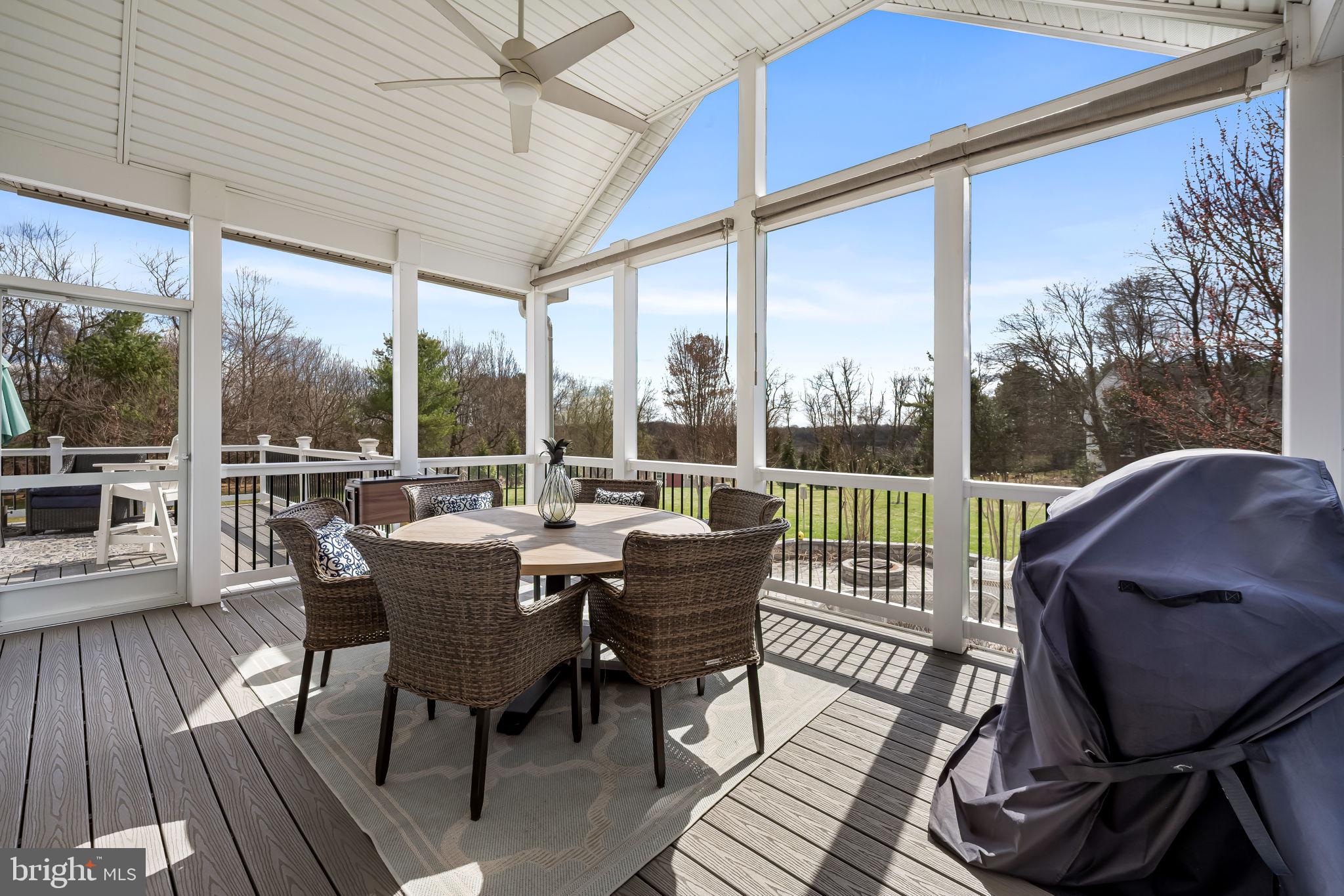 FOX VALLEY - Residential