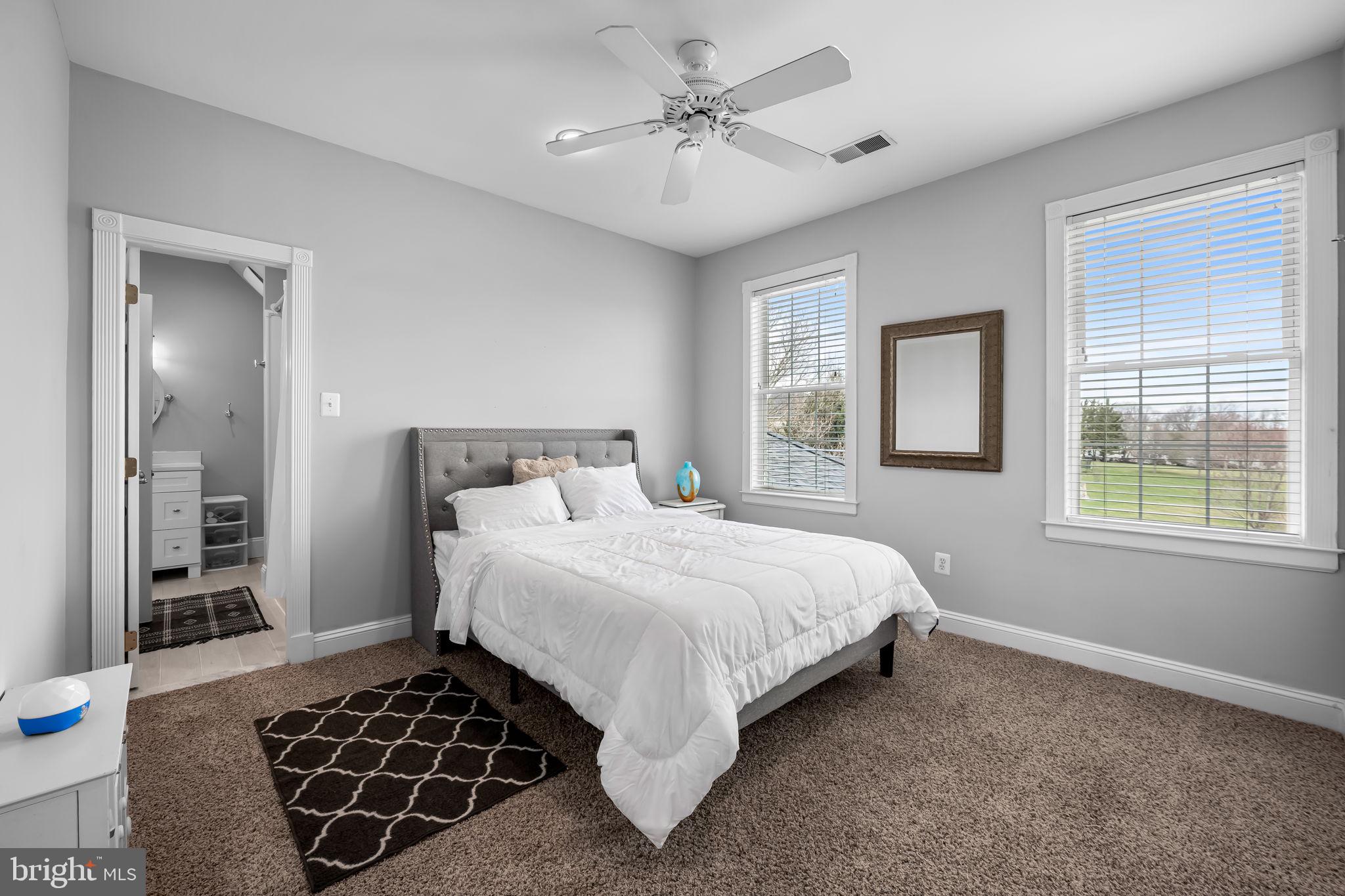 FOX VALLEY - Residential