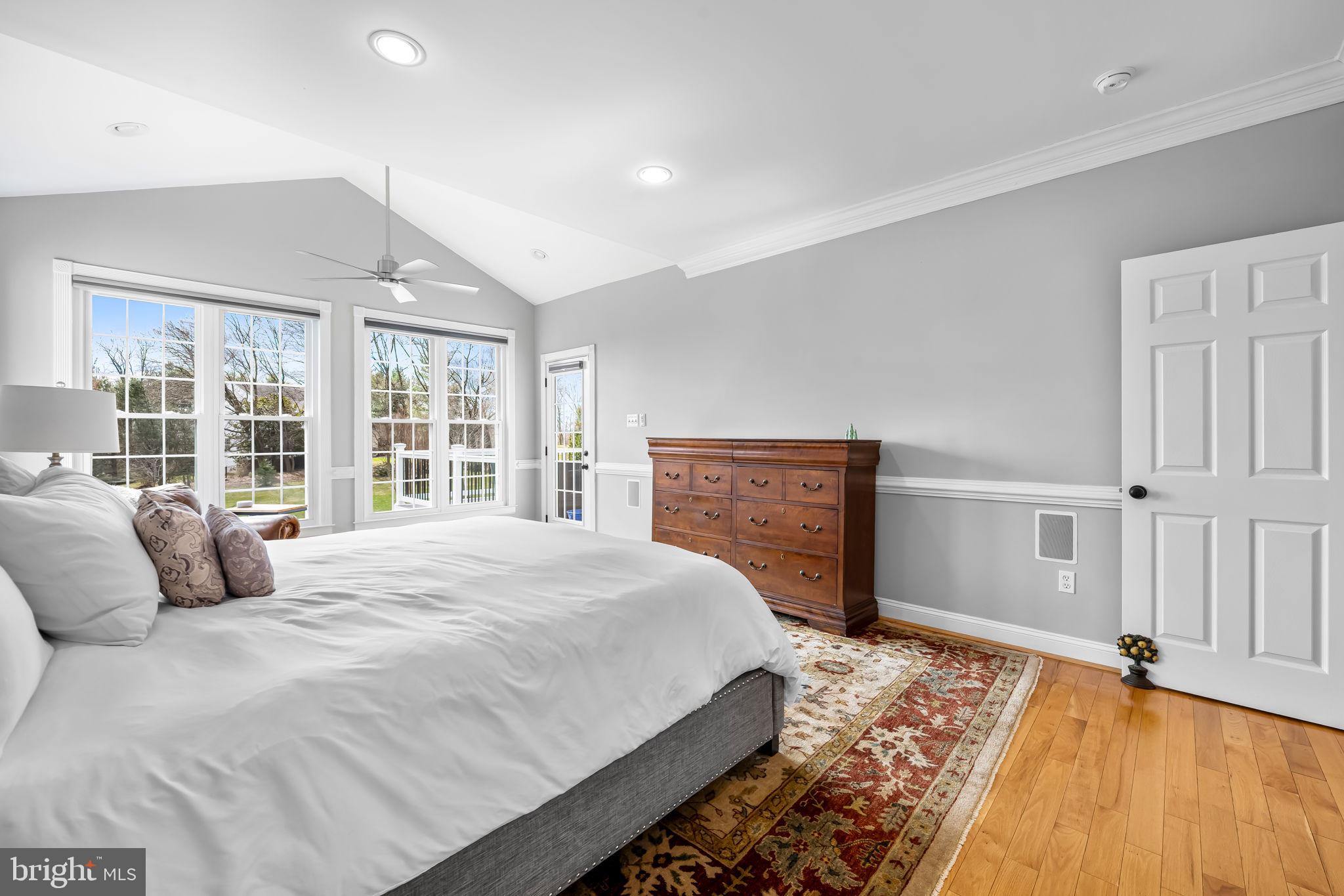 FOX VALLEY - Residential