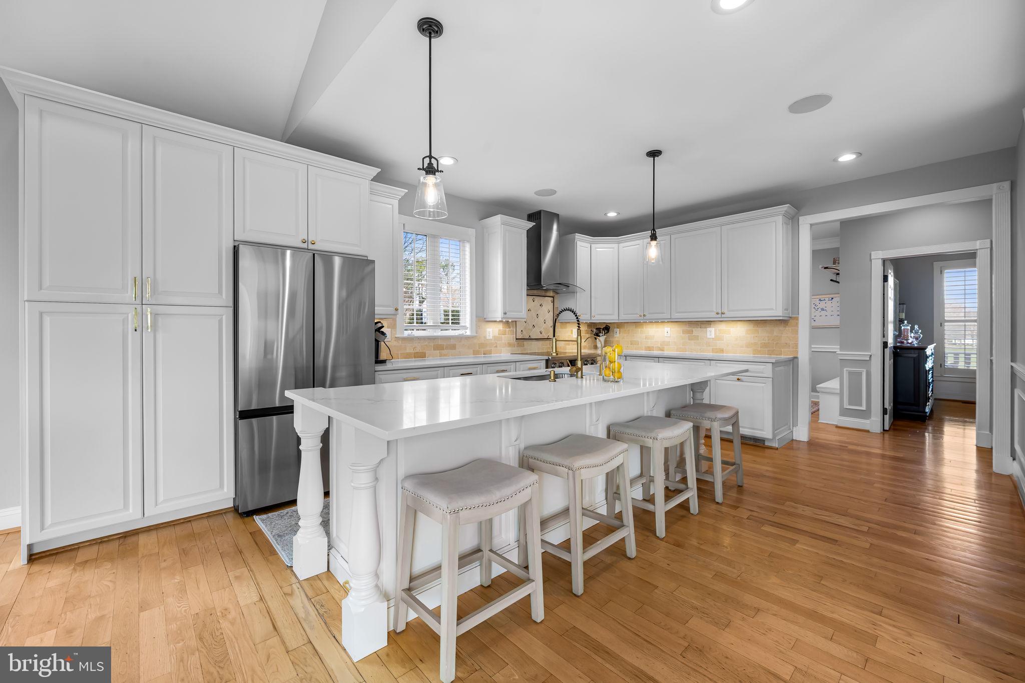 FOX VALLEY - Residential