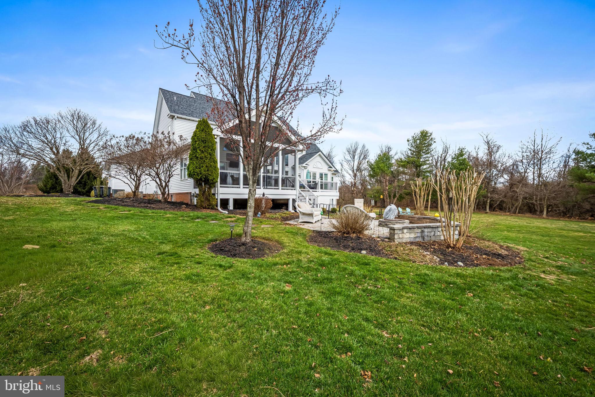 FOX VALLEY - Residential