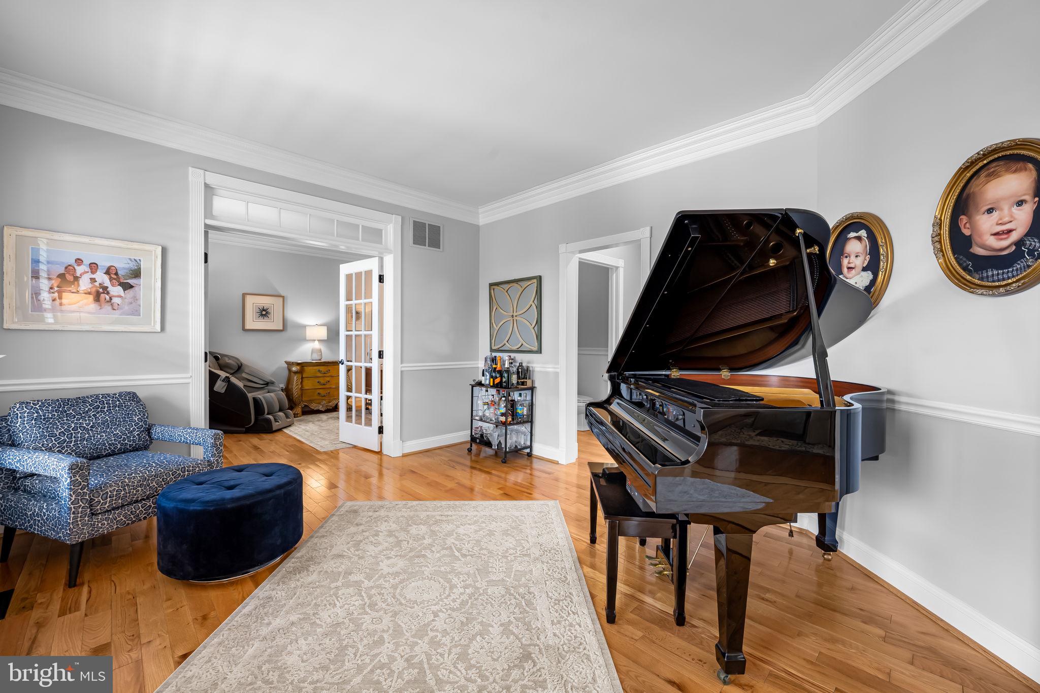 FOX VALLEY - Residential