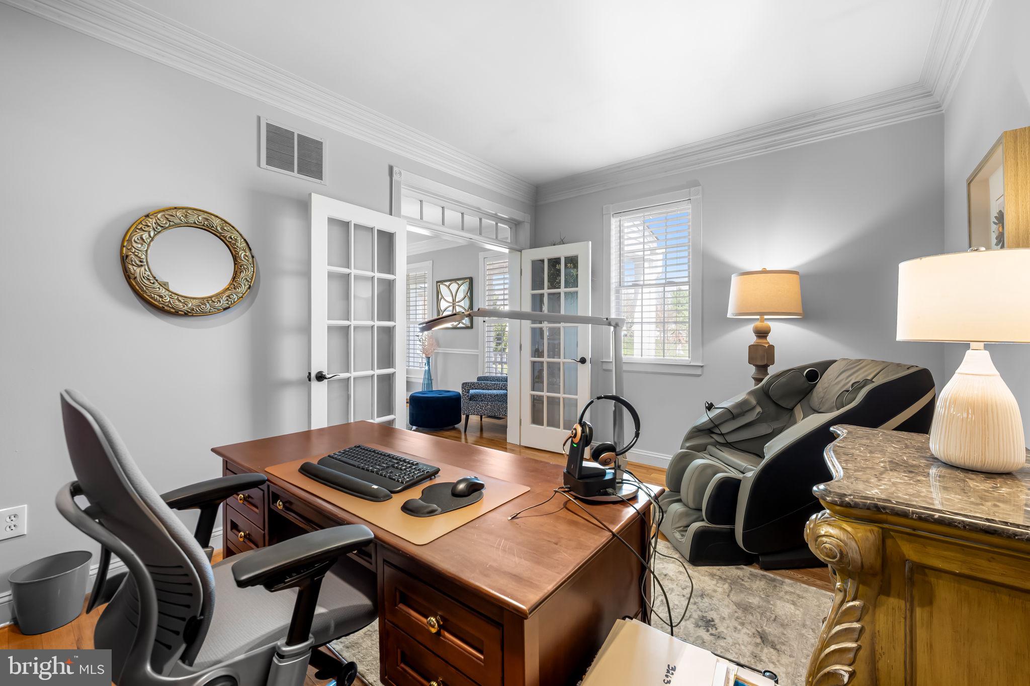 FOX VALLEY - Residential