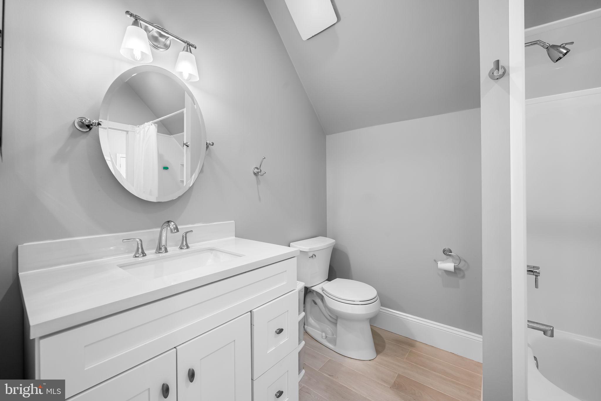 FOX VALLEY - Residential