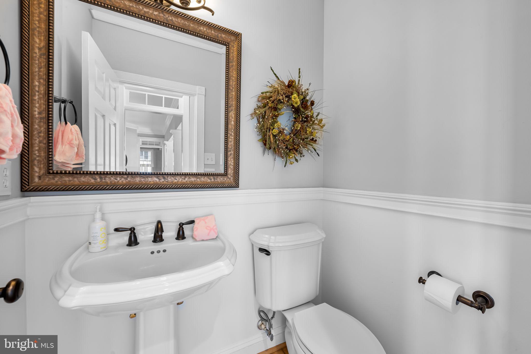 FOX VALLEY - Residential