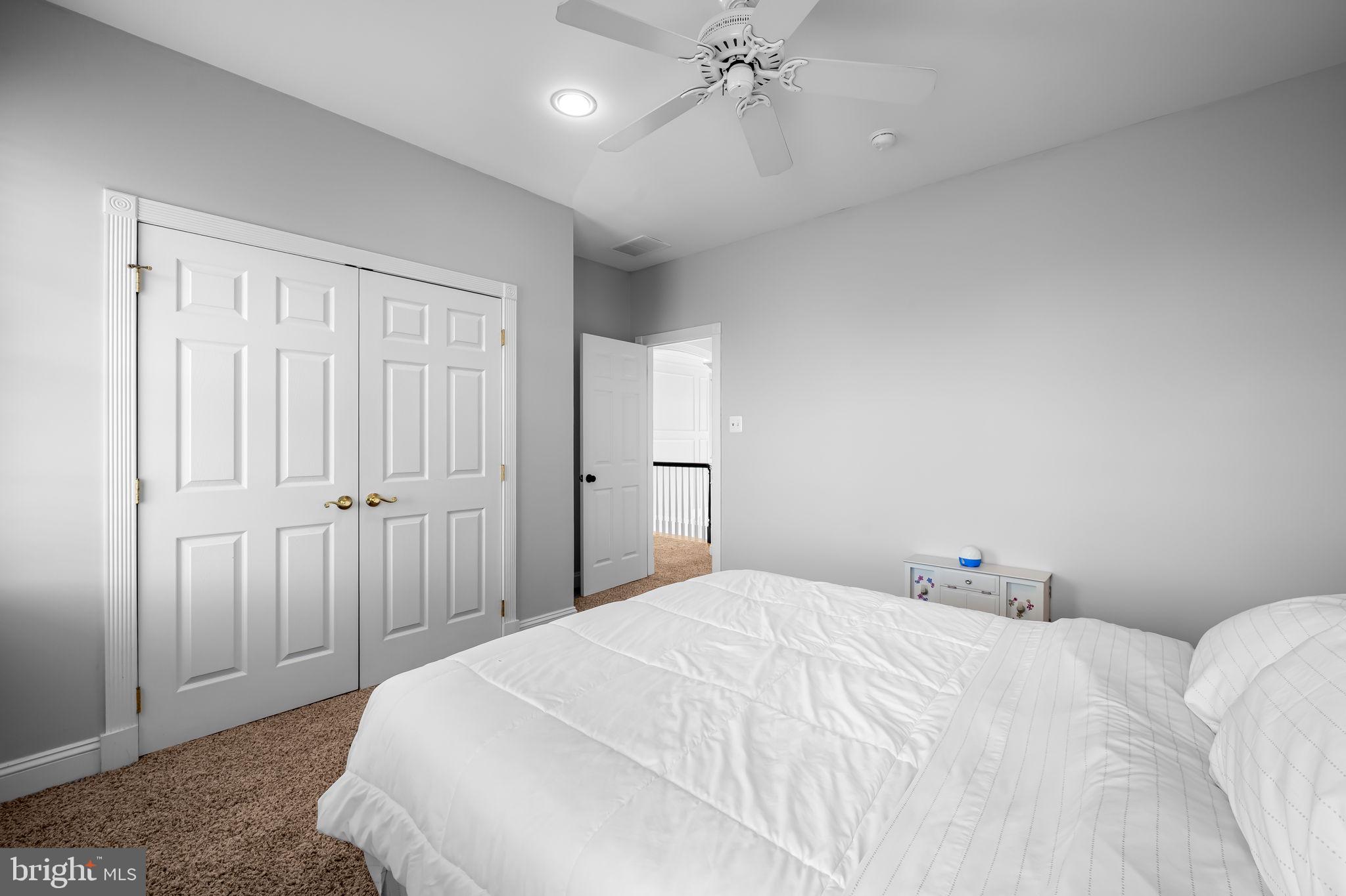 FOX VALLEY - Residential