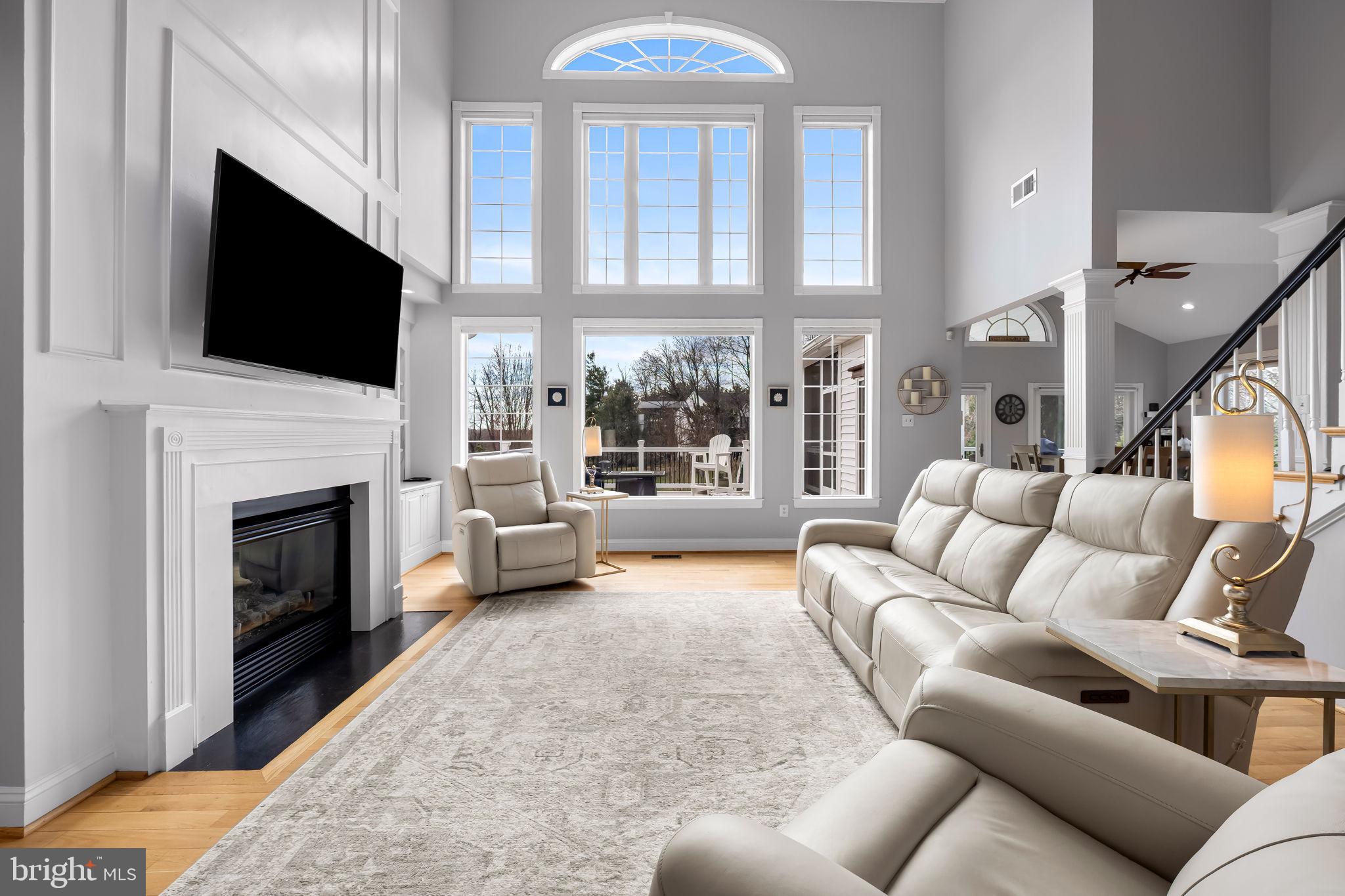 FOX VALLEY - Residential