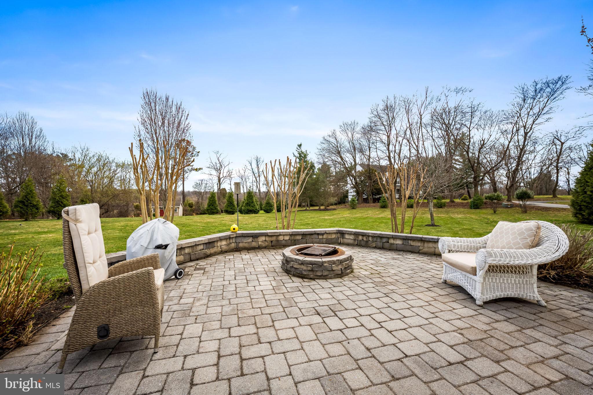 FOX VALLEY - Residential