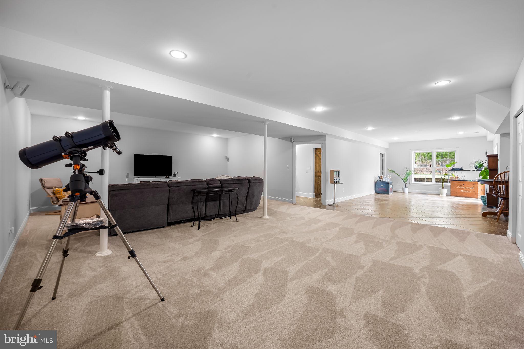 FOX VALLEY - Residential