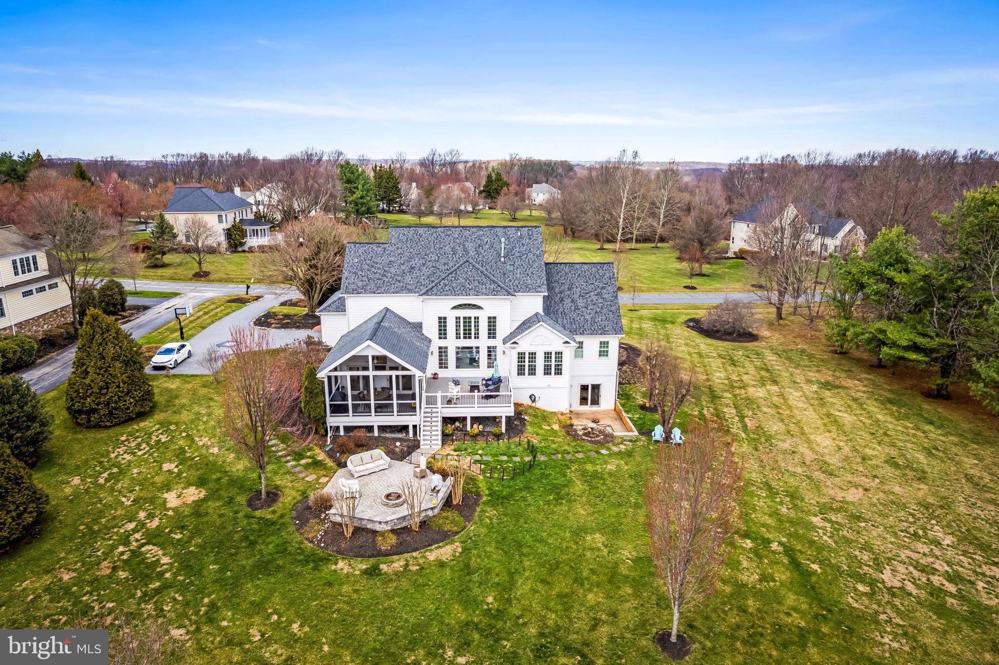 FOX VALLEY - Residential