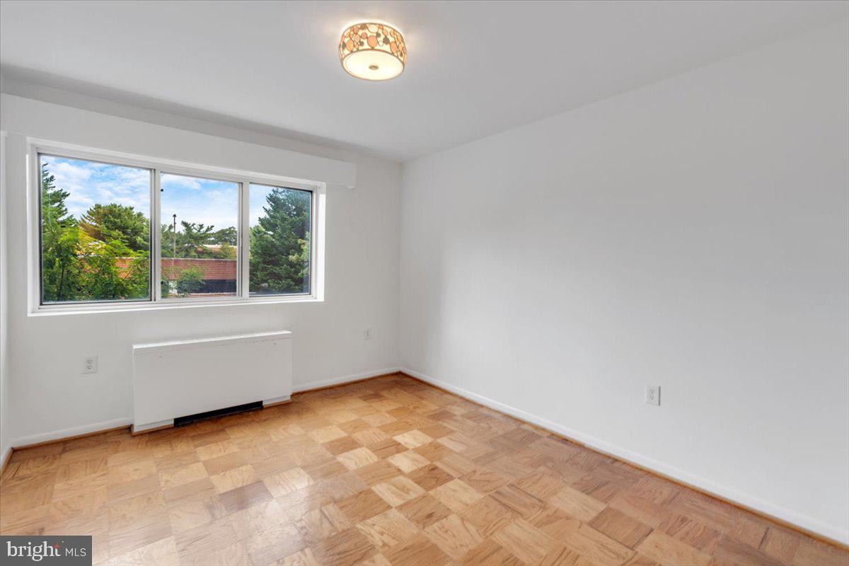 PARK TOWERS - Residential