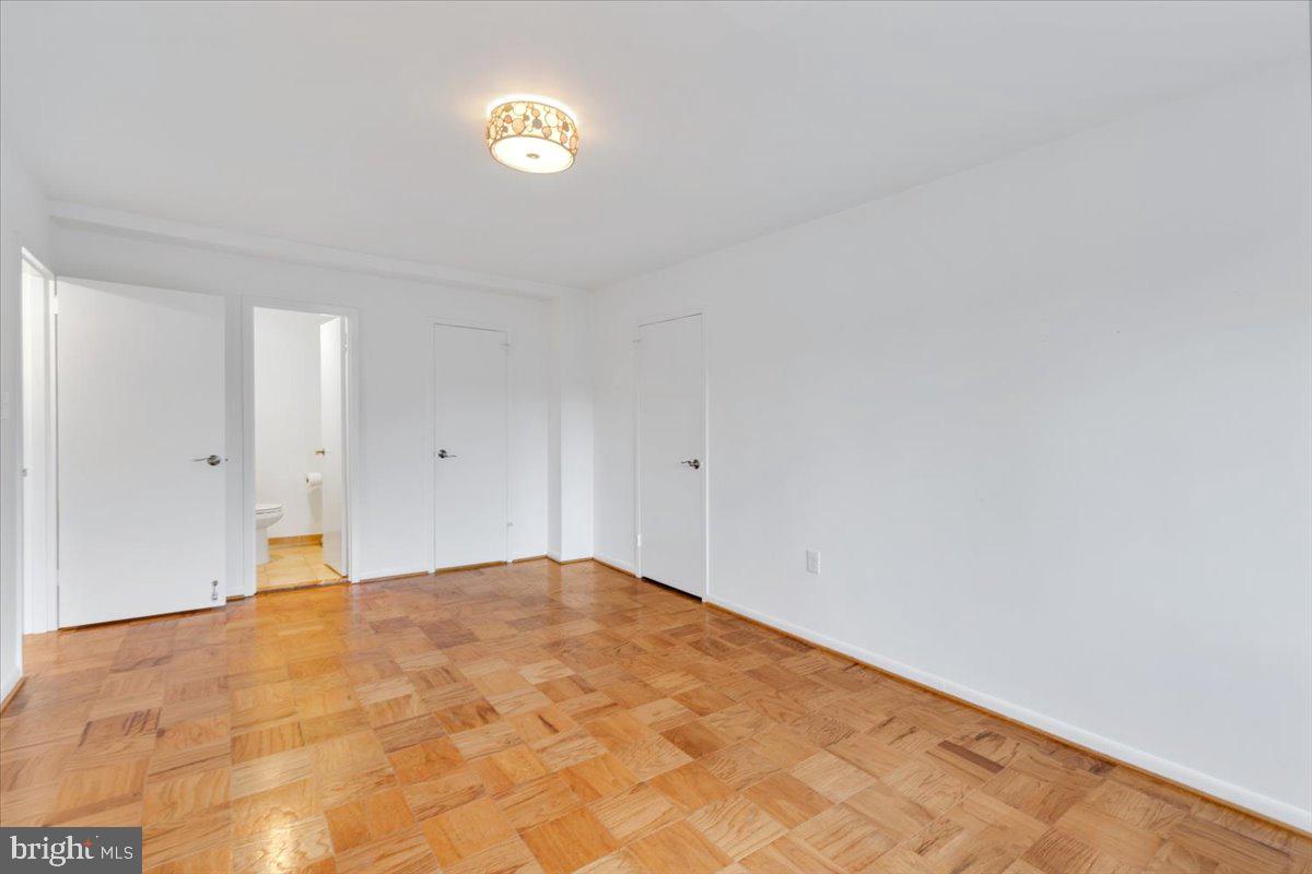 PARK TOWERS - Residential