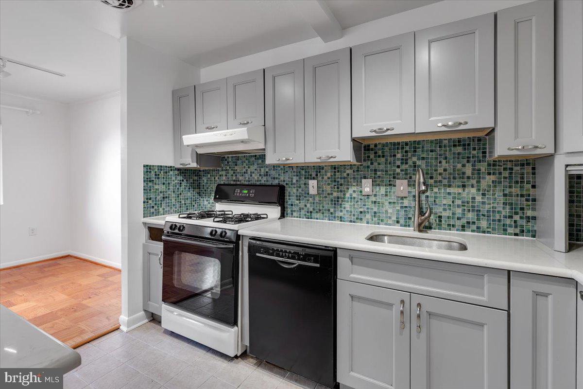 PARK TOWERS - Residential