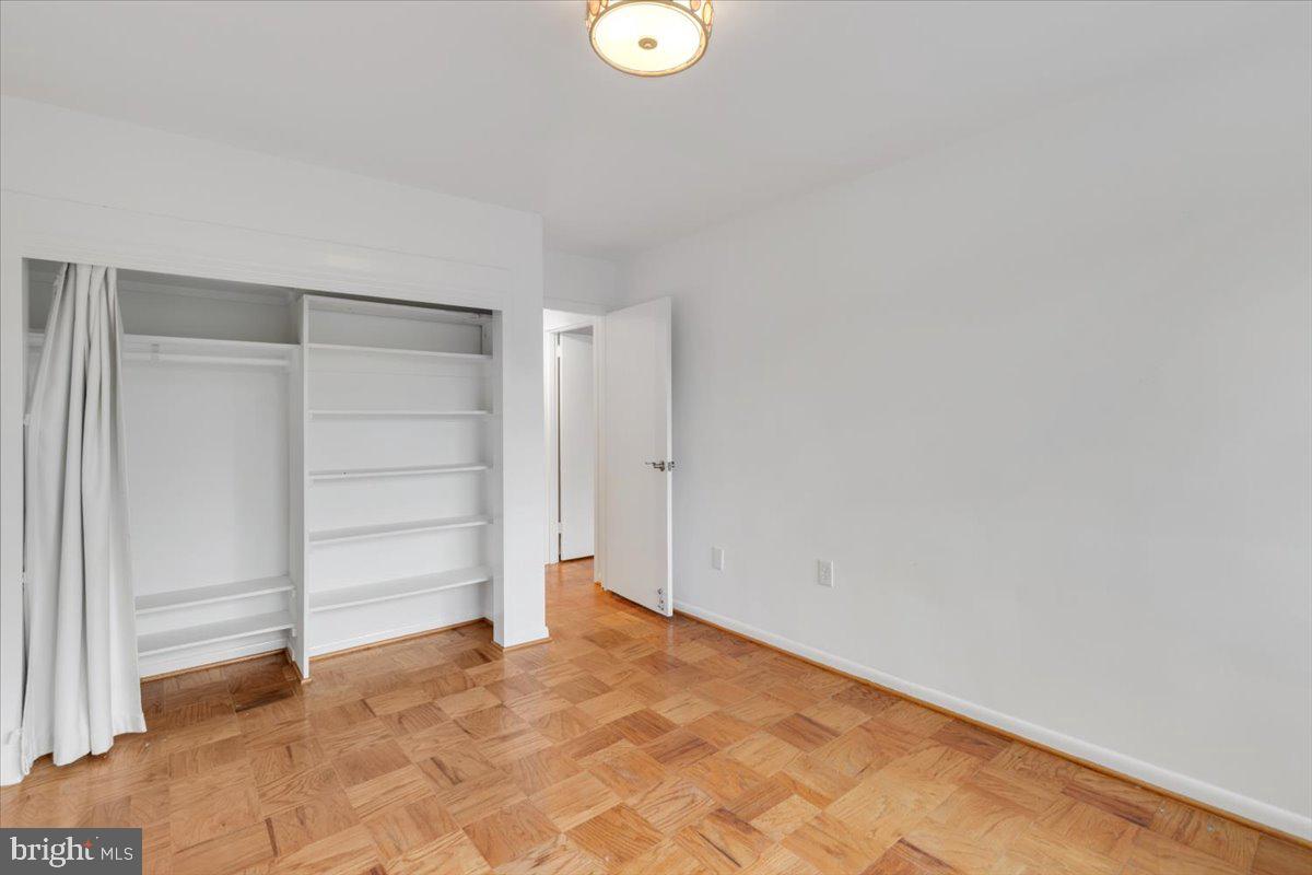 PARK TOWERS - Residential