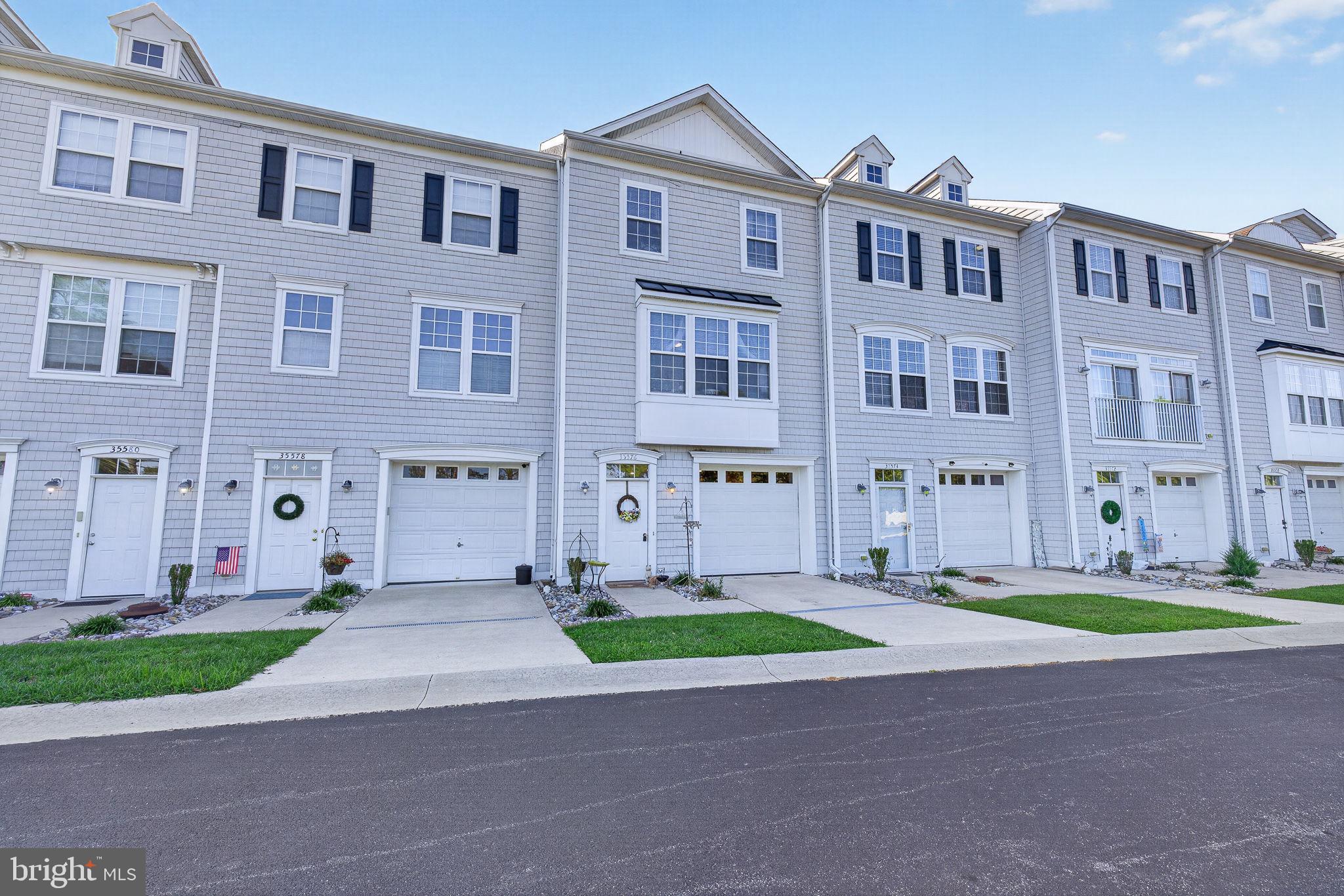 35576 N GLOUCESTER CIRCLE B13