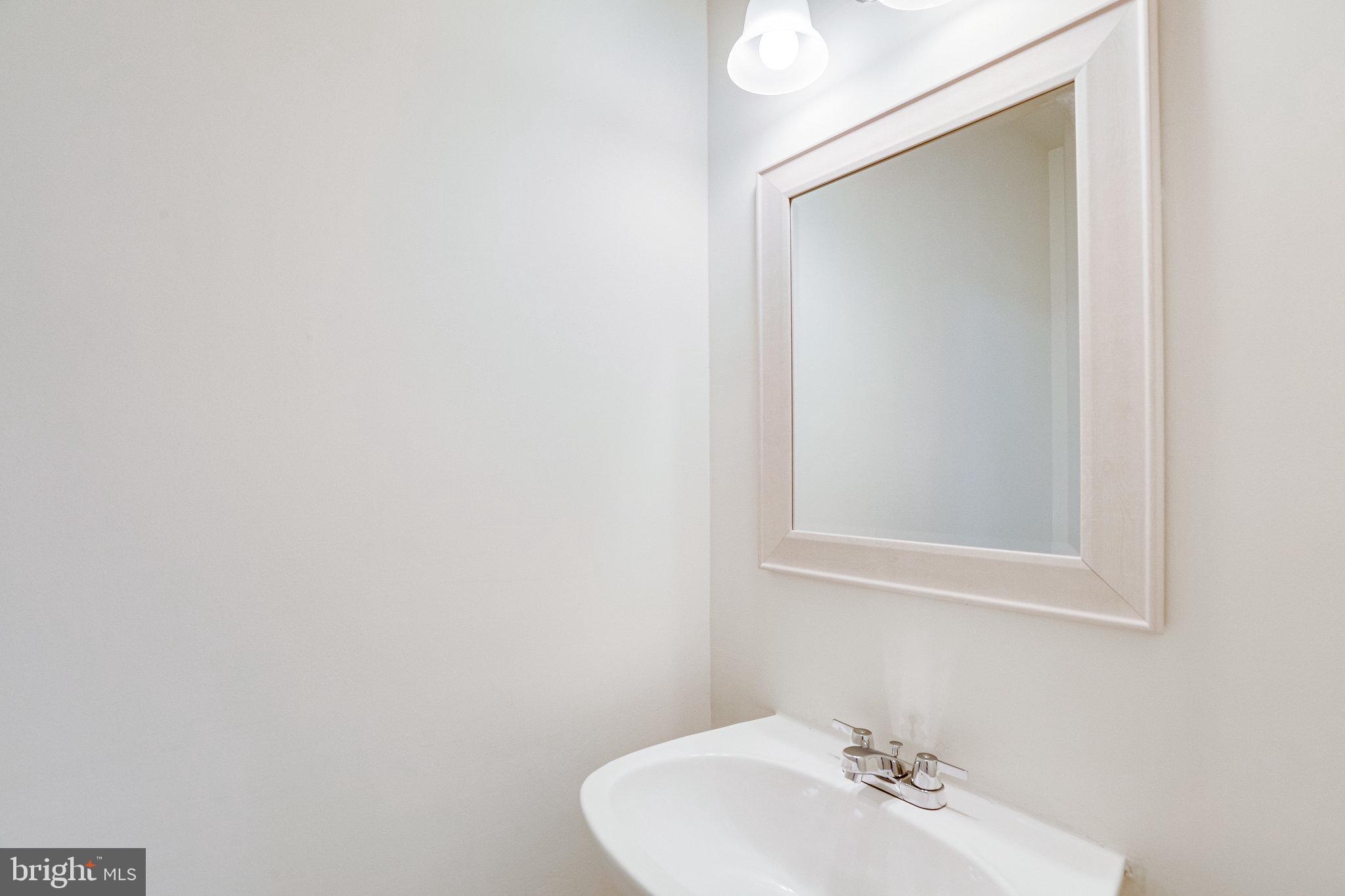 KINGSTOWNE - Residential