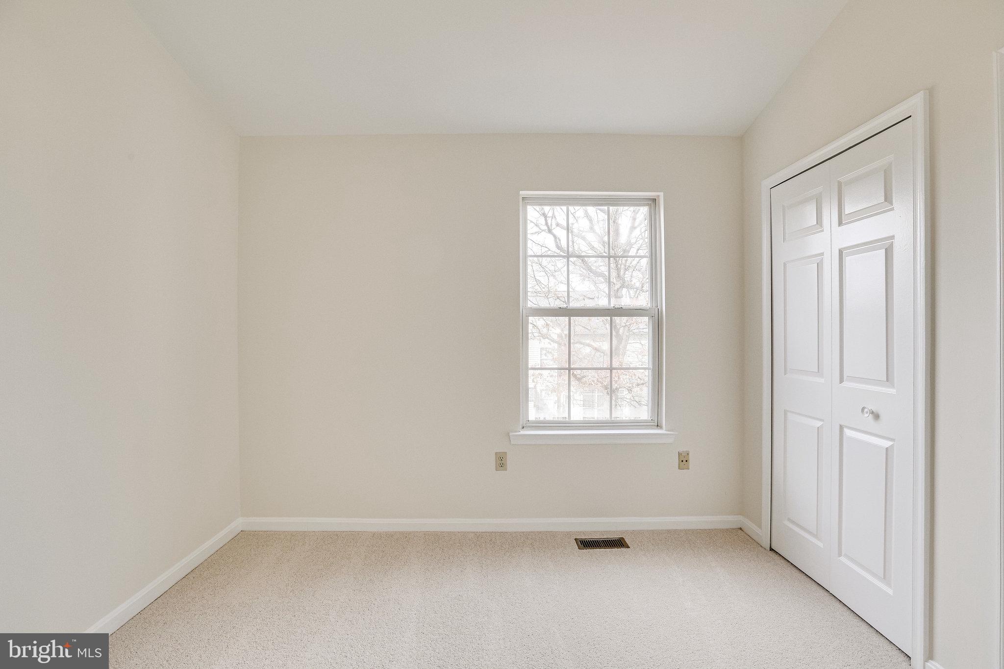 KINGSTOWNE - Residential