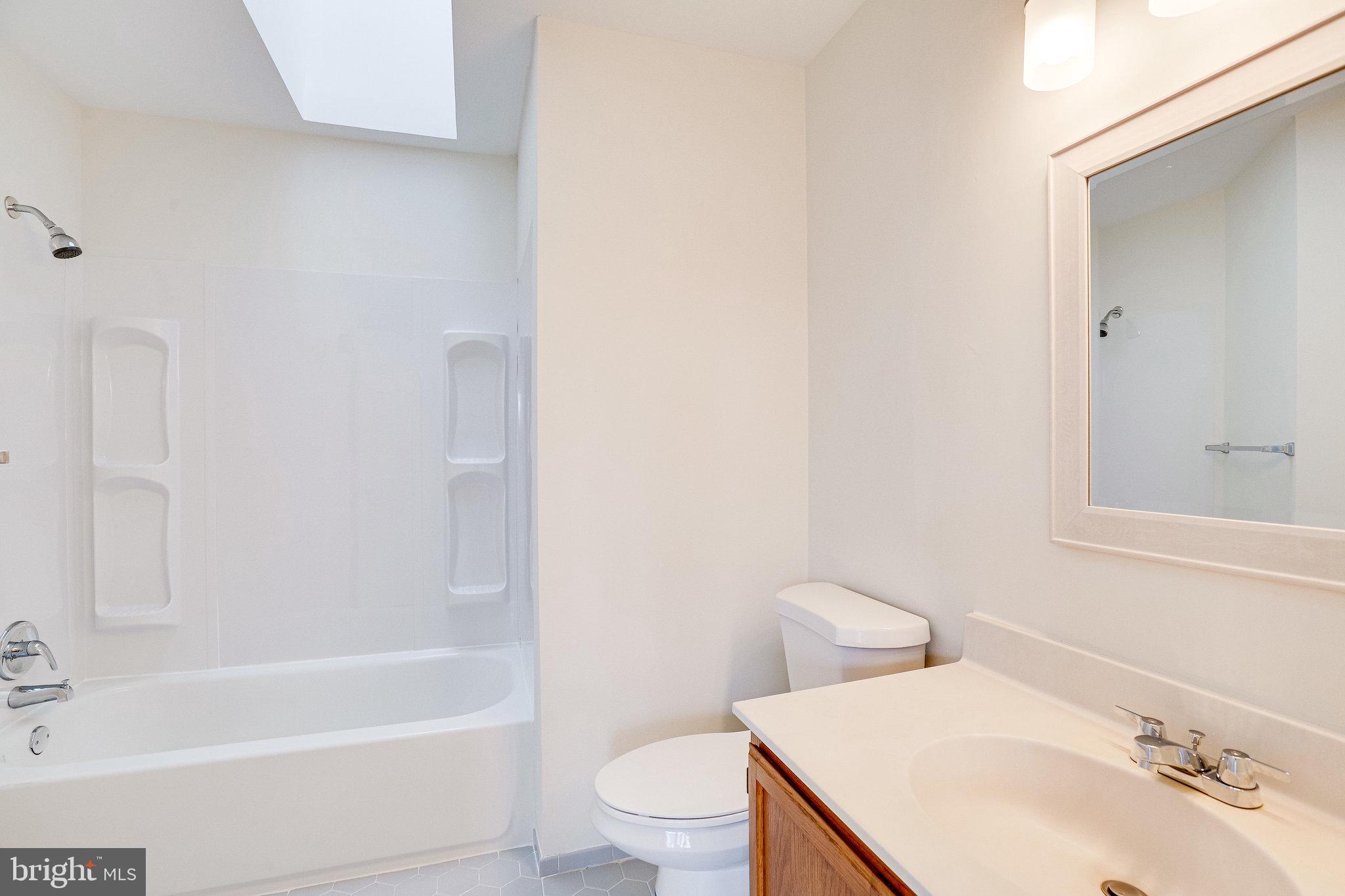 KINGSTOWNE - Residential