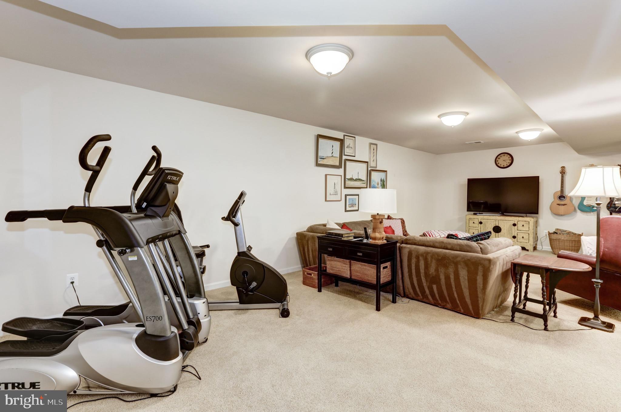 SOUTH RIDING - Residential