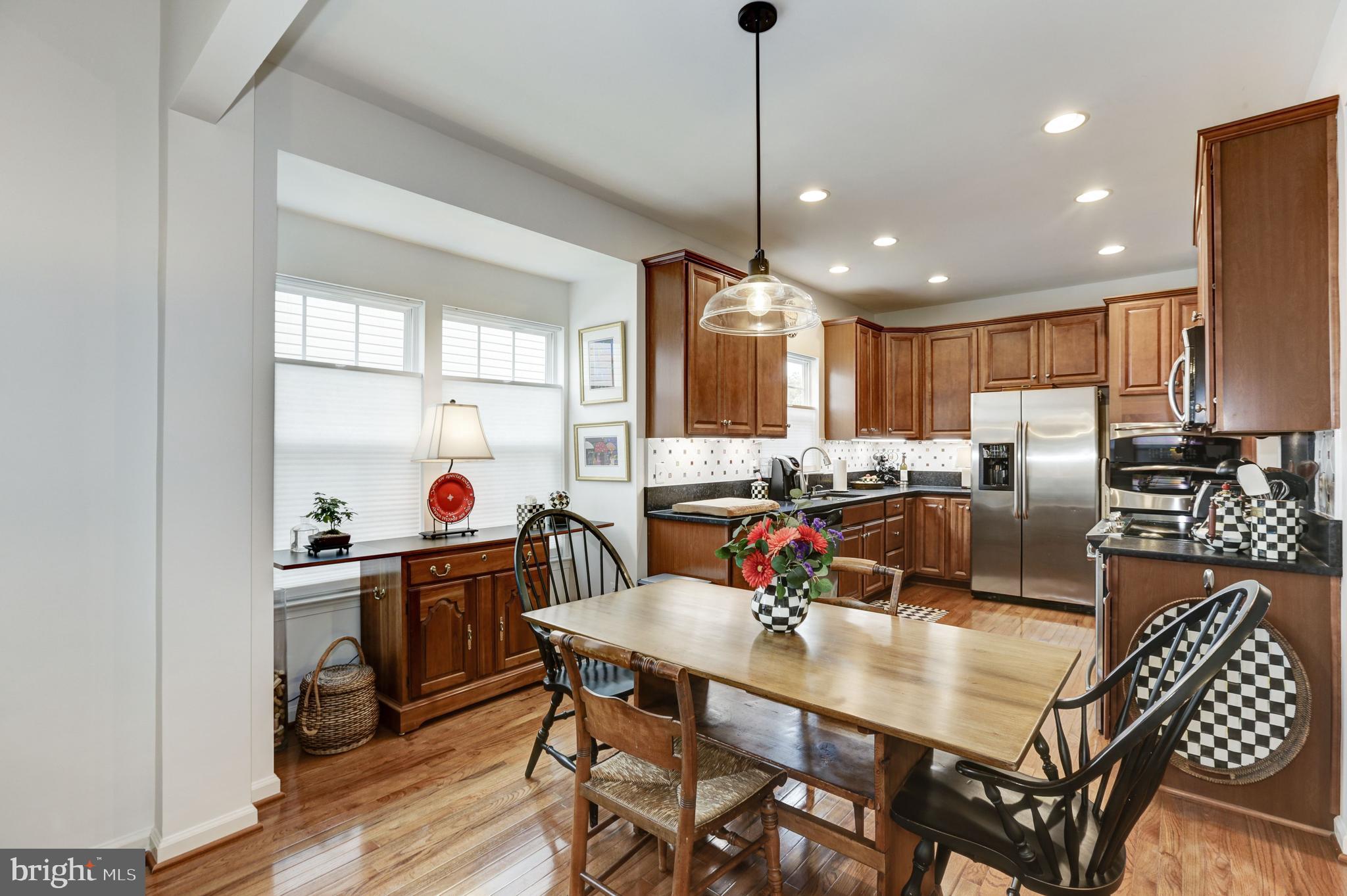 SOUTH RIDING - Residential