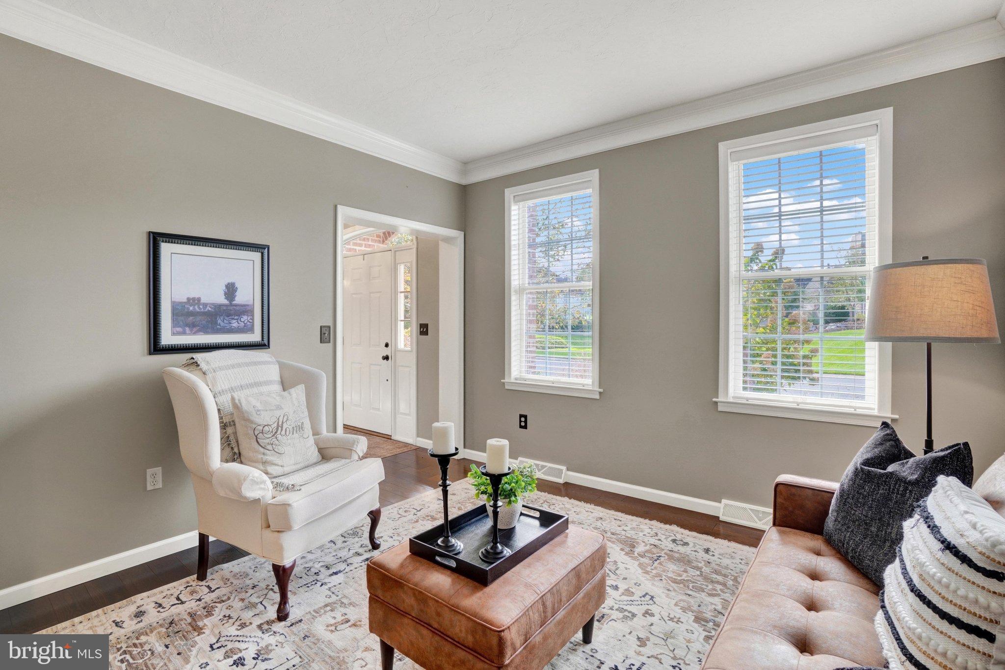 10 BURNING TREE COURT
