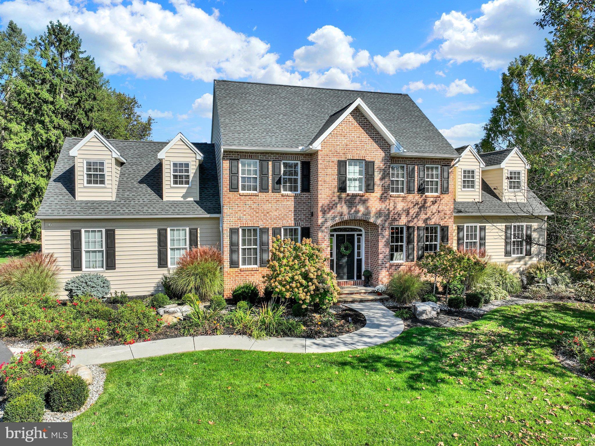 10 BURNING TREE COURT