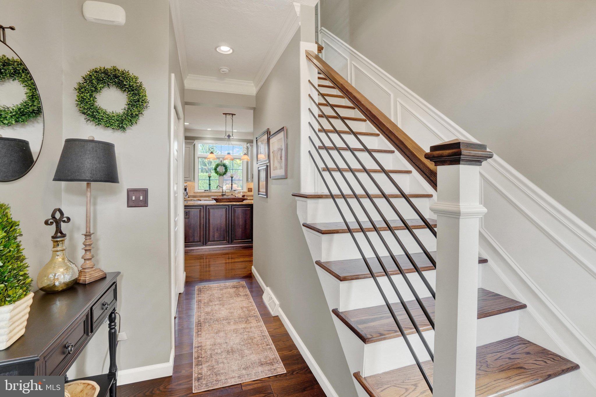 10 BURNING TREE COURT