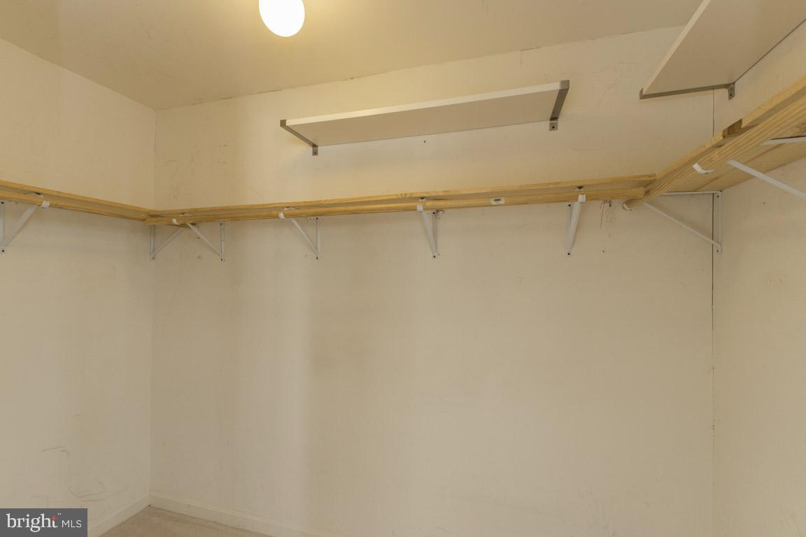 WELLINGTON/CLOVERHILL - Residential